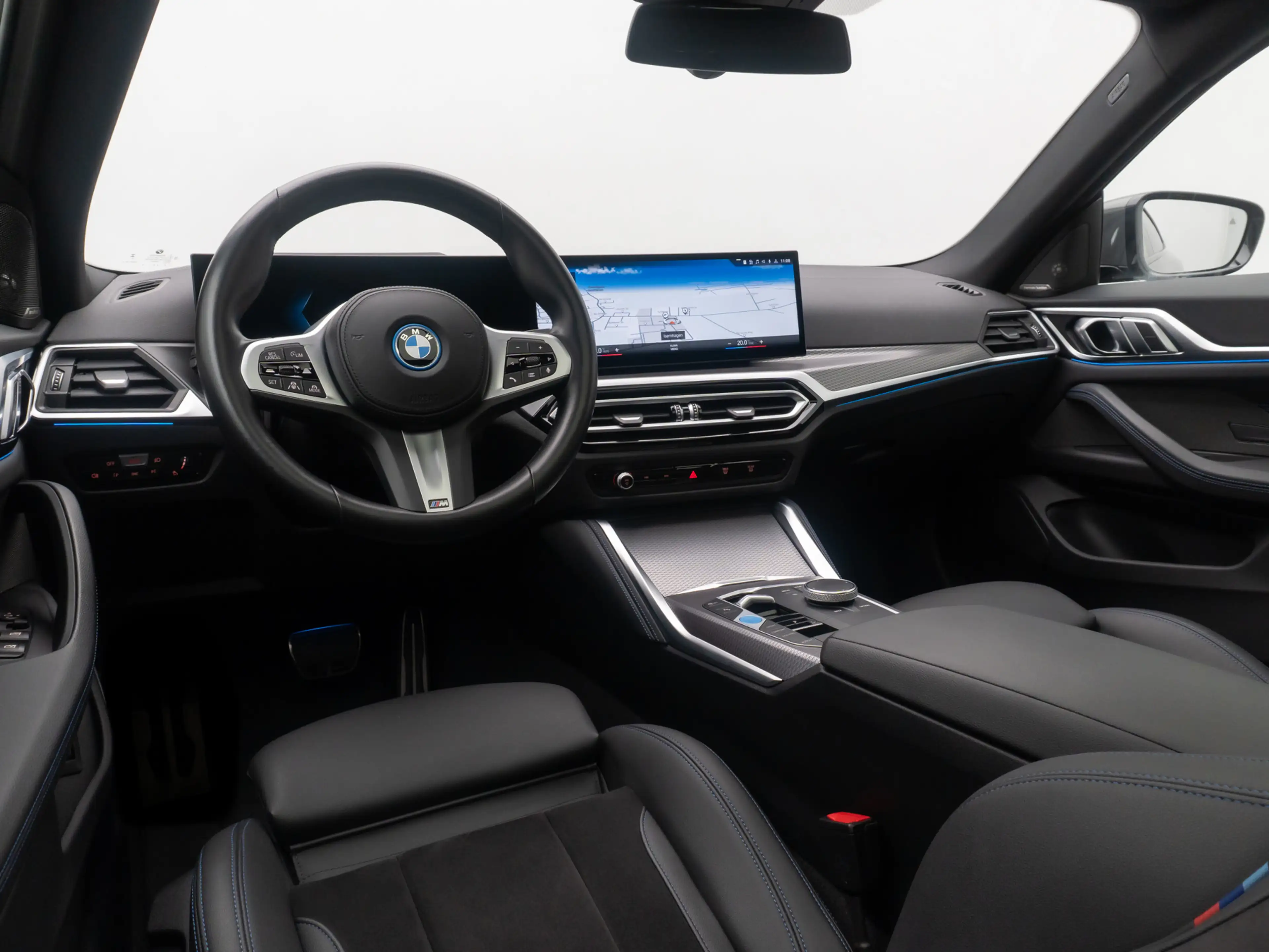 BMW i4 GC M Sport H K Kamera HUD DAB GSD 19Zoll — photo 38