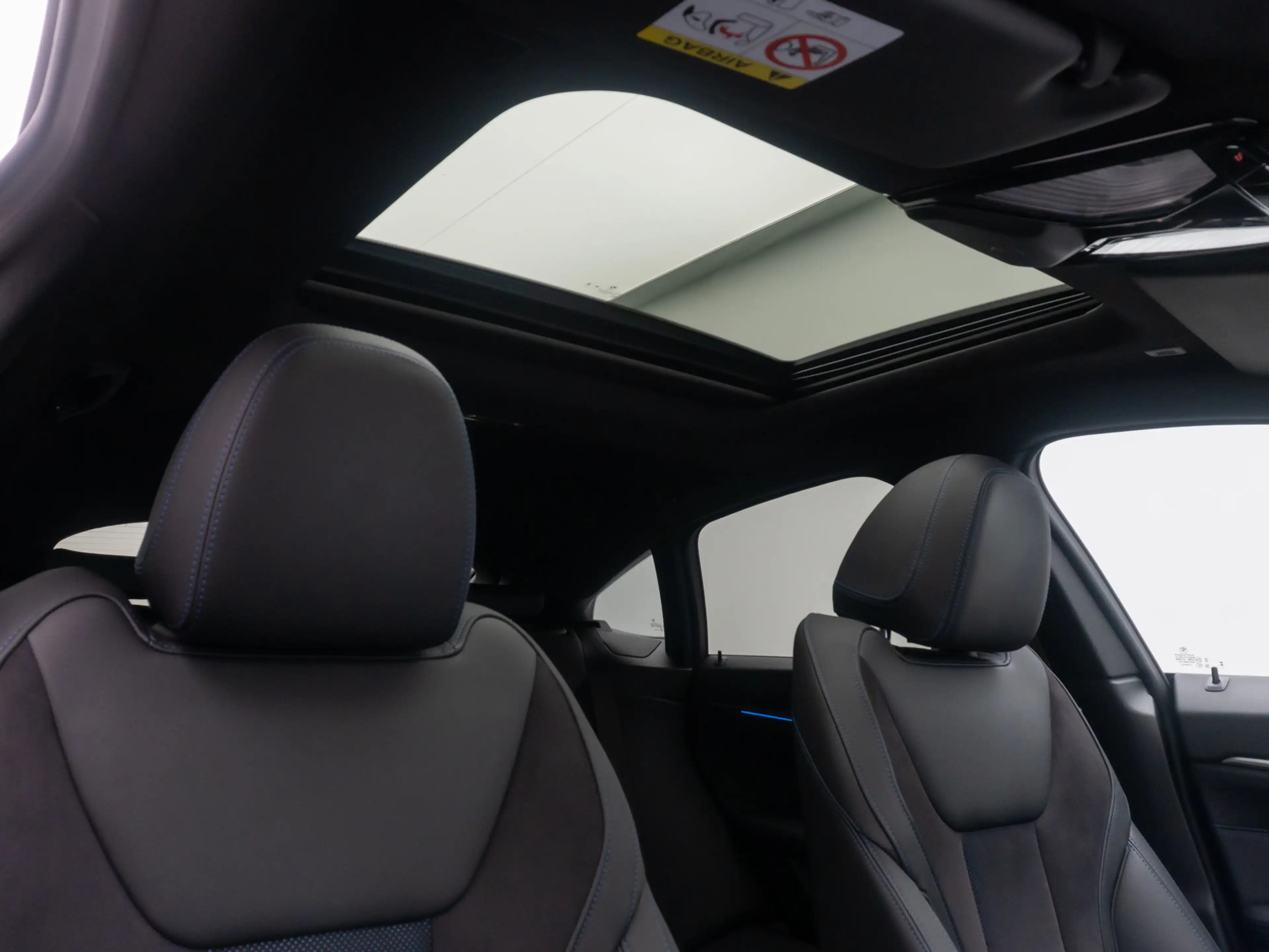 BMW i4 GC M Sport H K Kamera HUD DAB GSD 19Zoll — photo 30