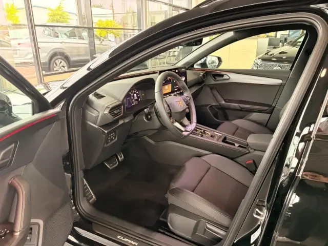 CUPRA Leon view 11