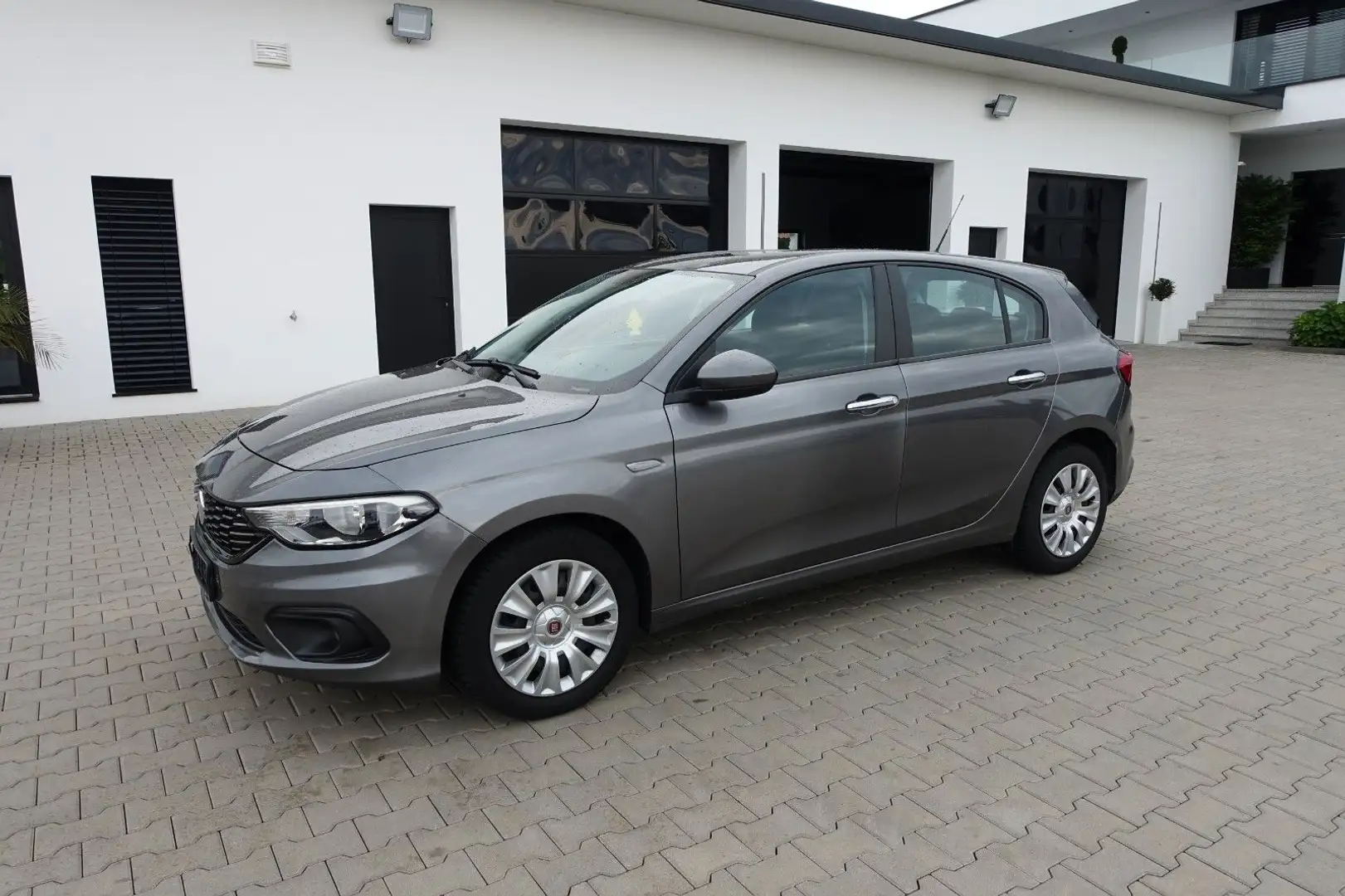 Fiat Tipo 1.3 MultiJet Grigio - 1