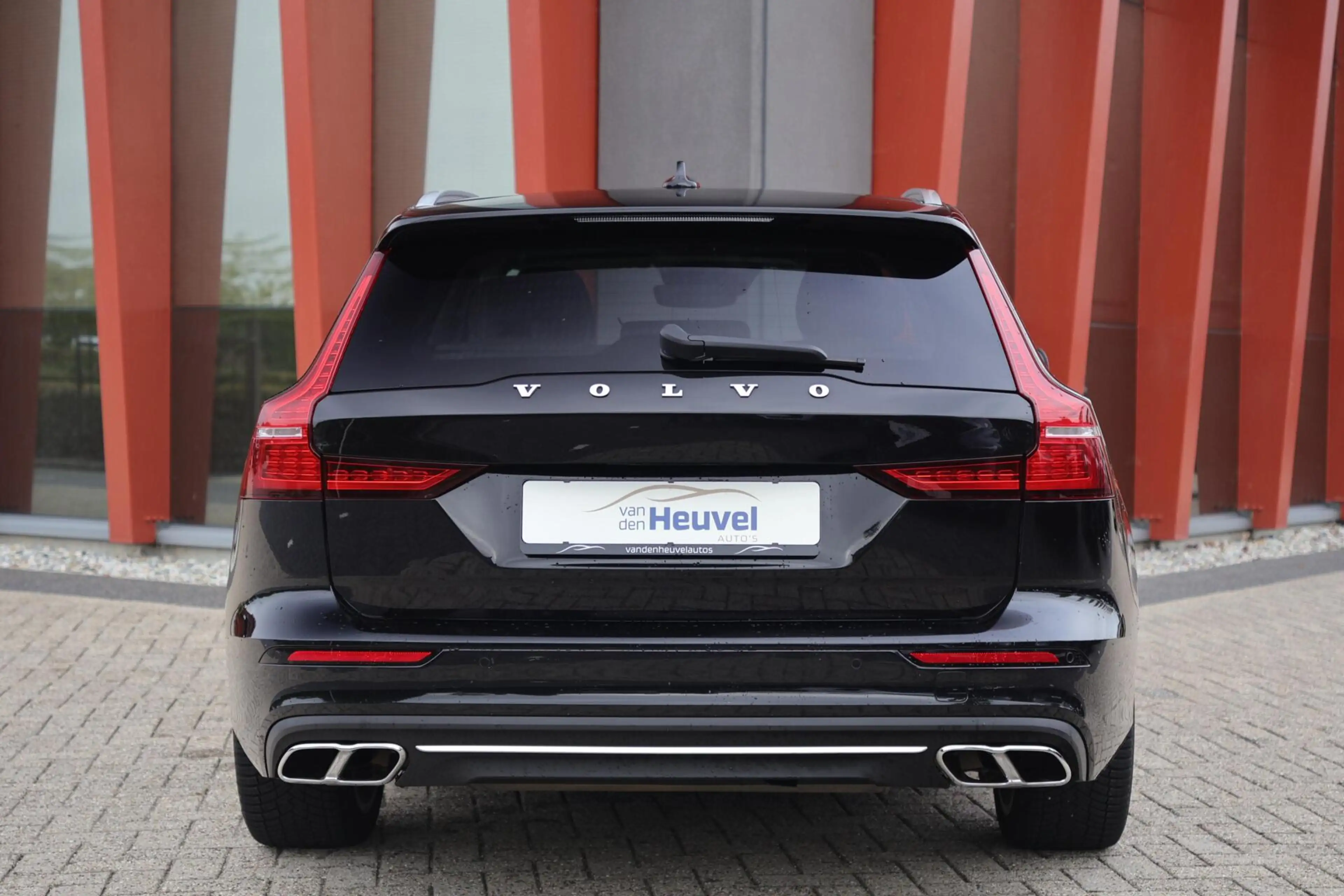 Volvo V60 T4 Inscription | Stoelverwarming | Trekhaak | Lede — photo 4
