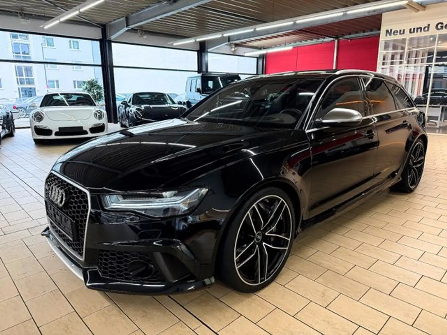 Audi RS6 4.0 TFSI QUATTRO*VOLLAUSST+PANO+21'RS* 67TKM Schwarz - 2