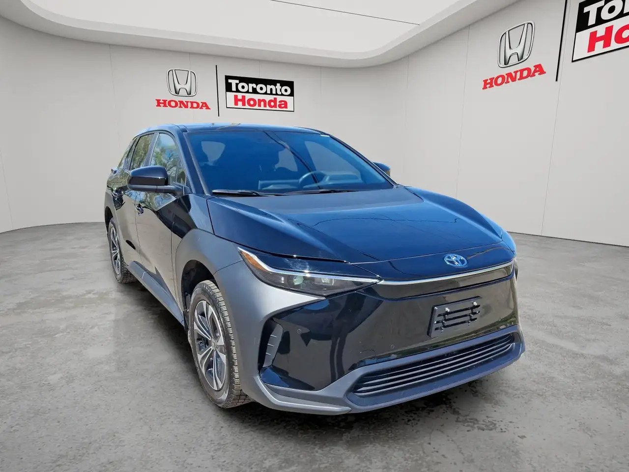 Toyota bZ4X снимка Toyota bZ4X