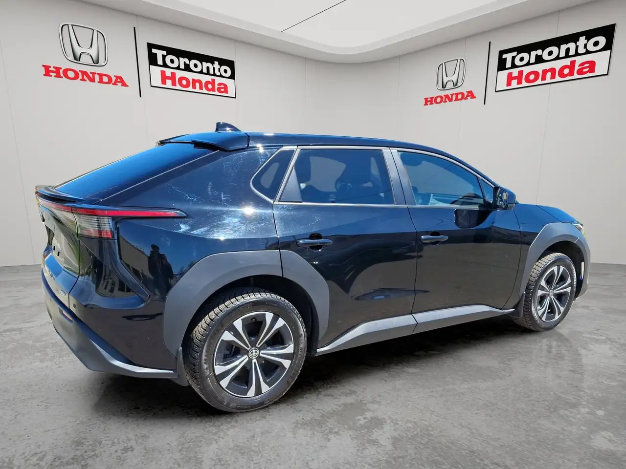 Toyota bZ4X снимка Toyota bZ4X