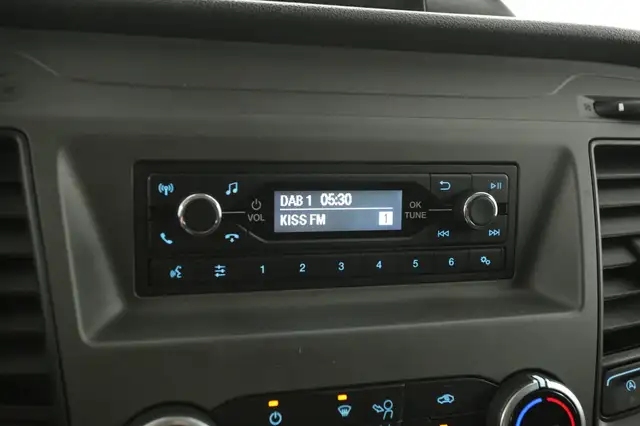 Ford Transit Custom view 15