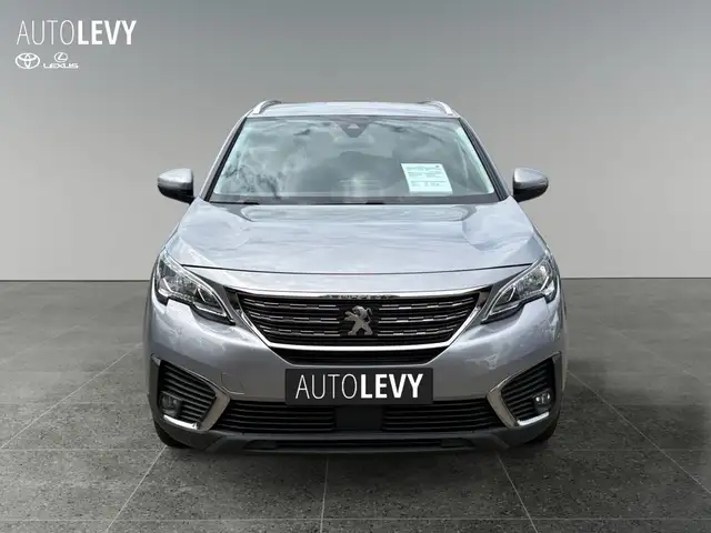 Peugeot 5008 view 9