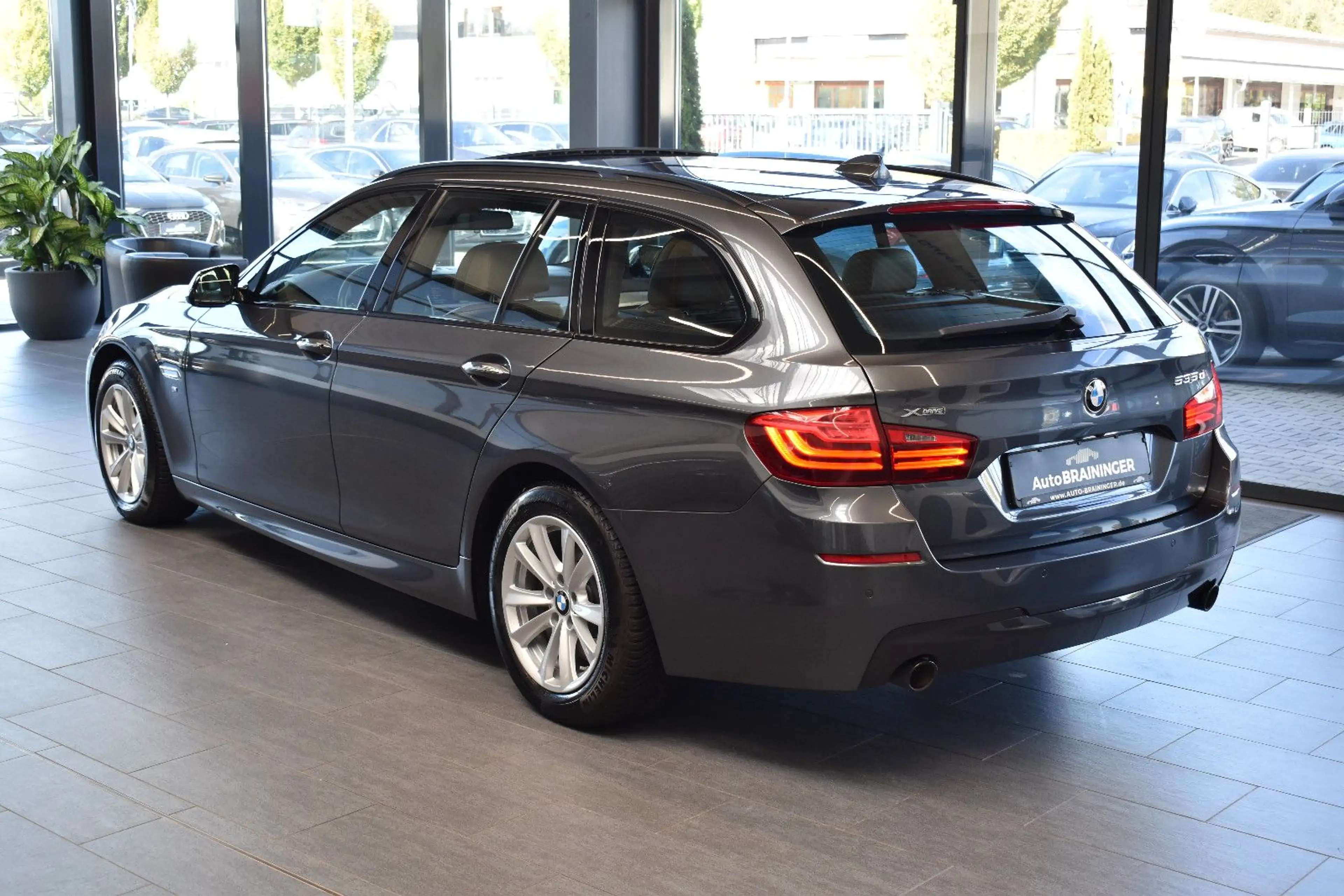 BMW 535 d Tour. xDrive Aut. M-Sport LED~B&O~SoftClose — photo 7