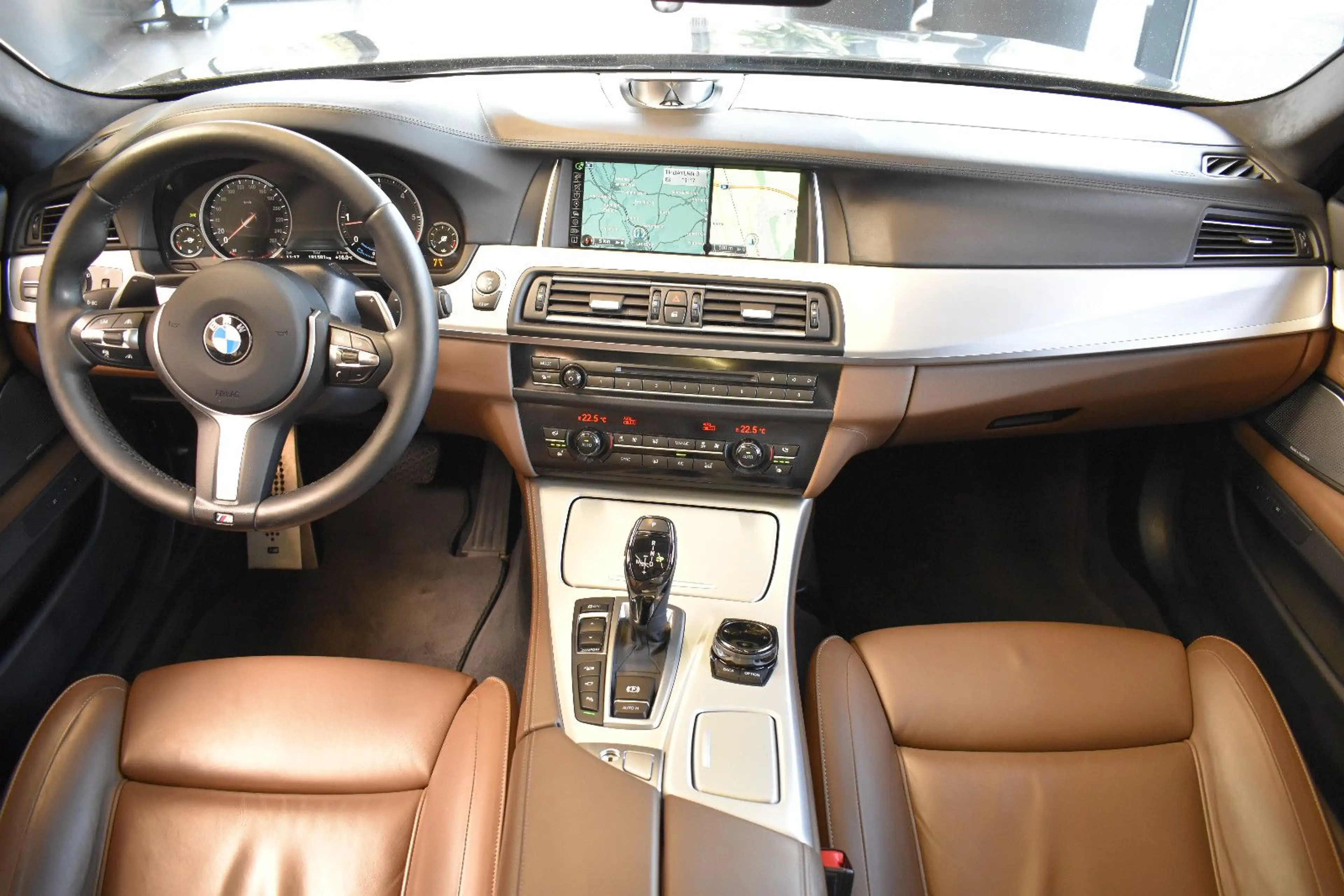 BMW 535 d Tour. xDrive Aut. M-Sport LED~B&O~SoftClose — photo 3