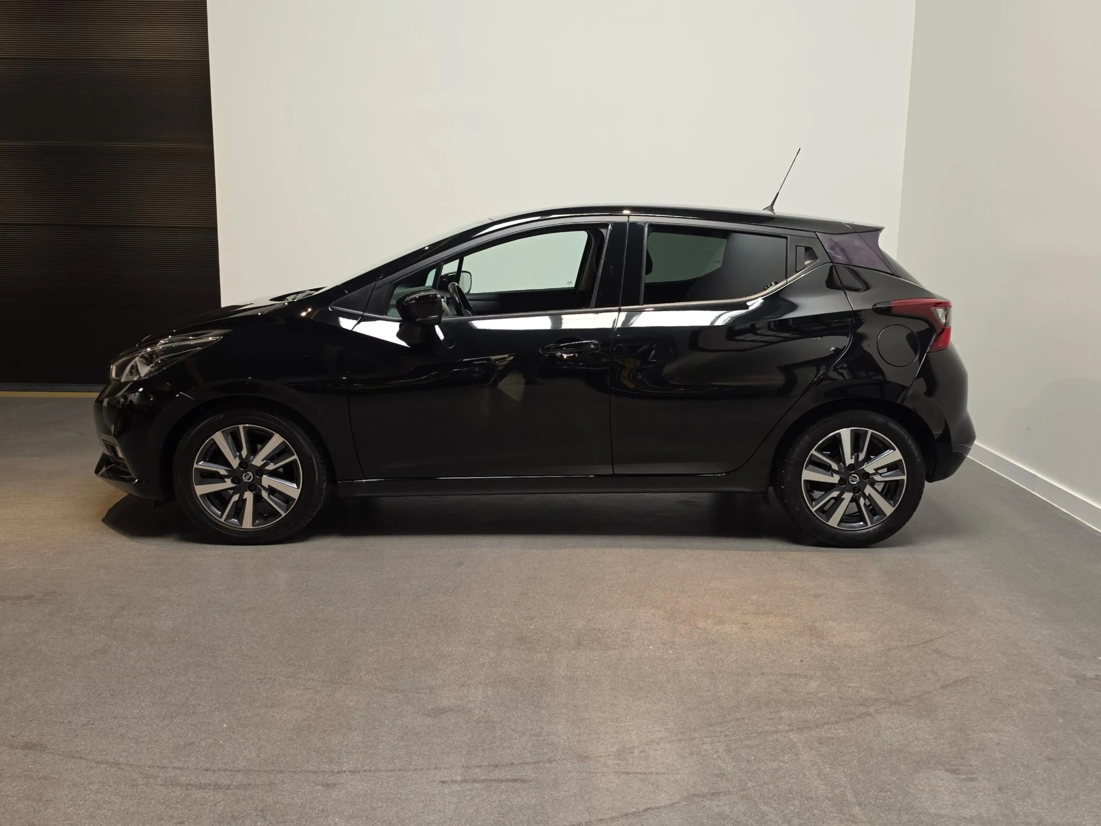 Nissan Micra 1.0 IG-T N-Connecta - Apple Carplay/ Android Auto — photo 3