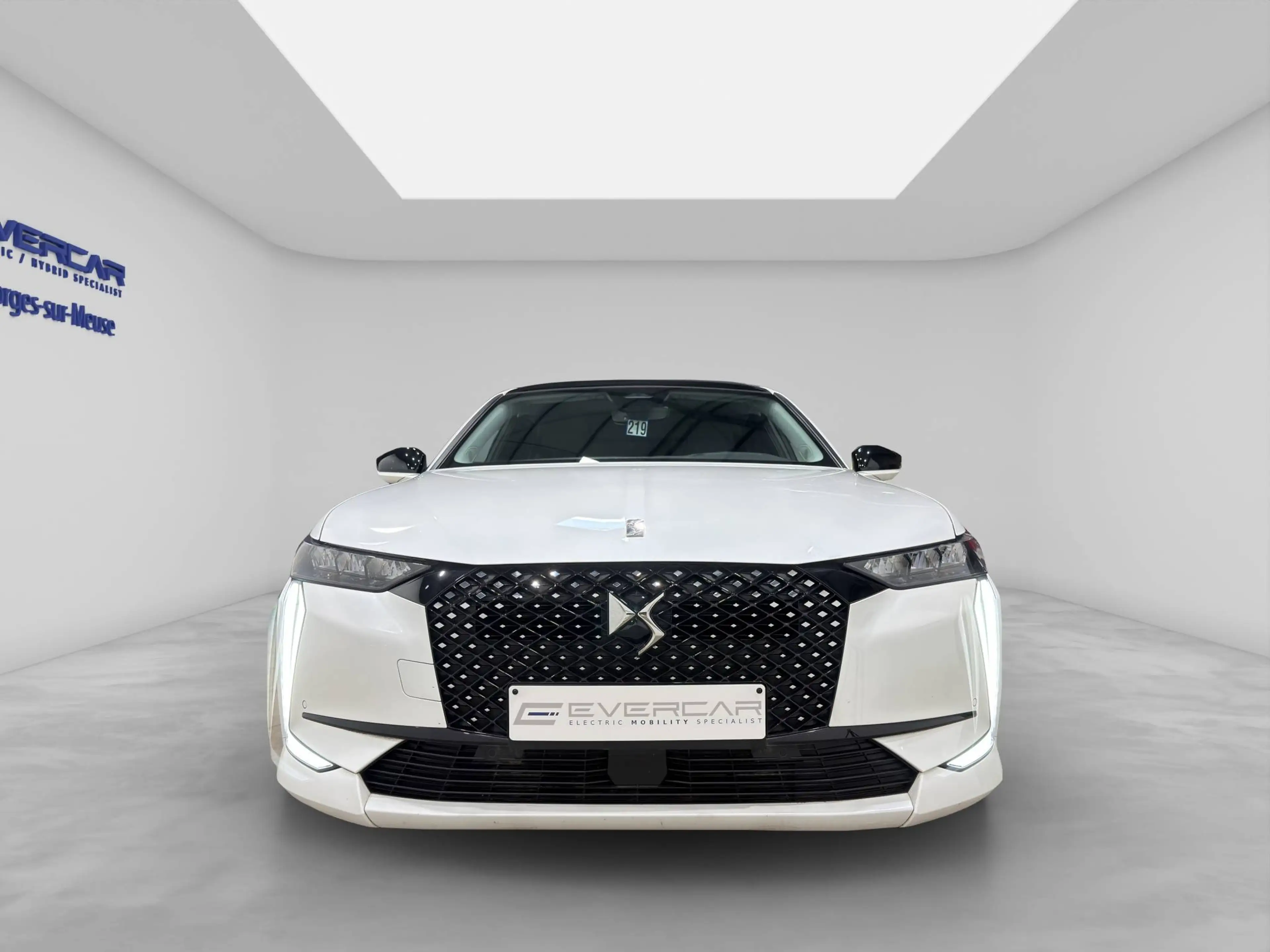 DS Automobiles N°4 PALLAS ***HEATED SEATS*MATRIX LIGHTS*** — photo 2