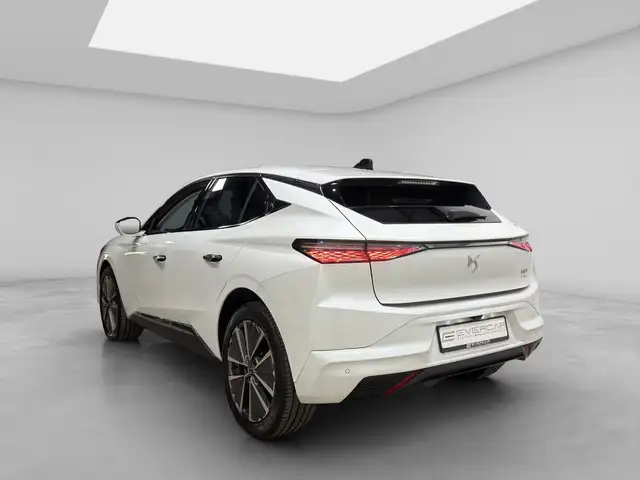 DS Automobiles N°4 view 6