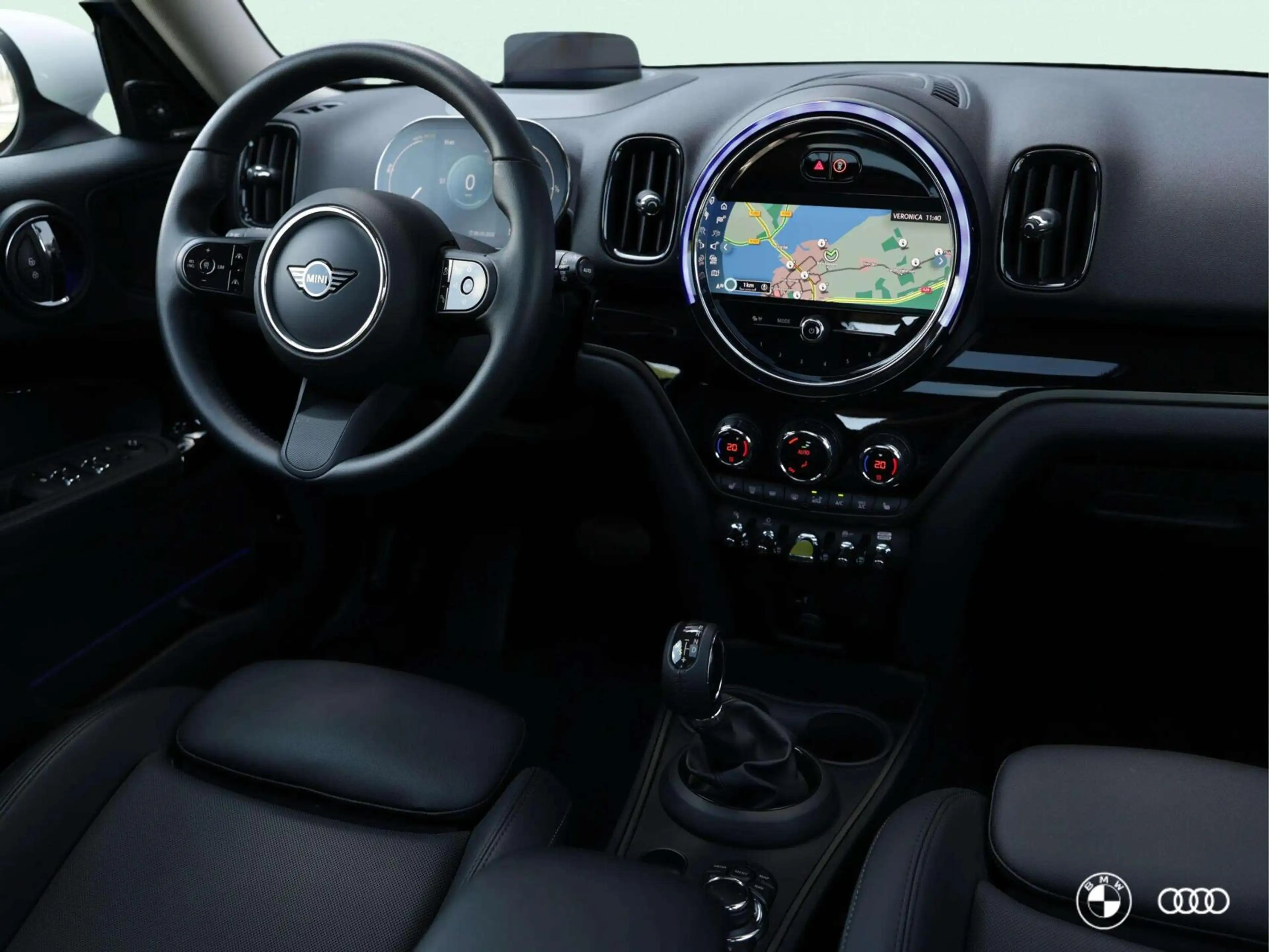MINI Cooper SE Countryman 1.5 ALL4 / ALL OPTIONS — photo 2