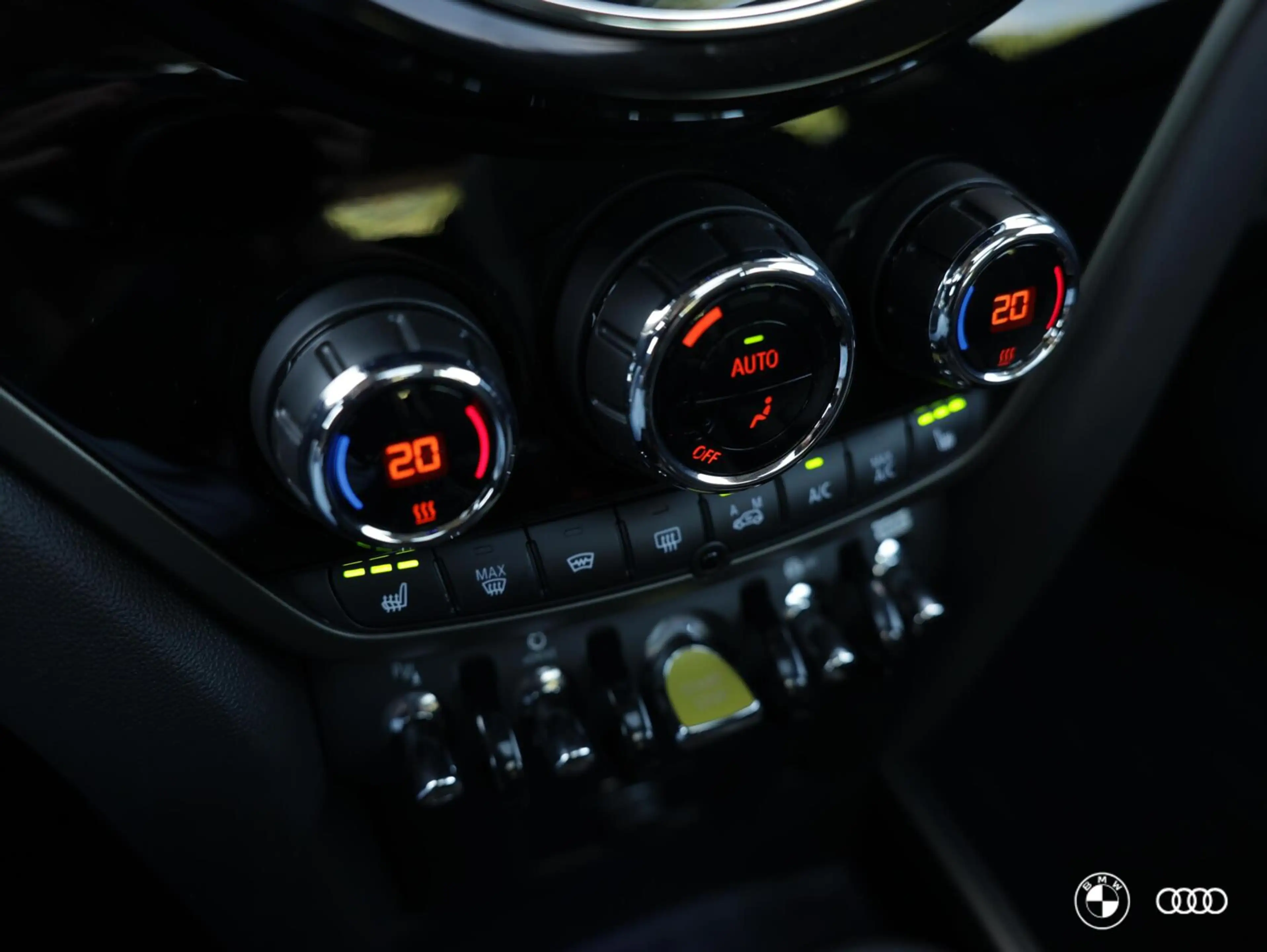 MINI Cooper SE Countryman 1.5 ALL4 / ALL OPTIONS — photo 13