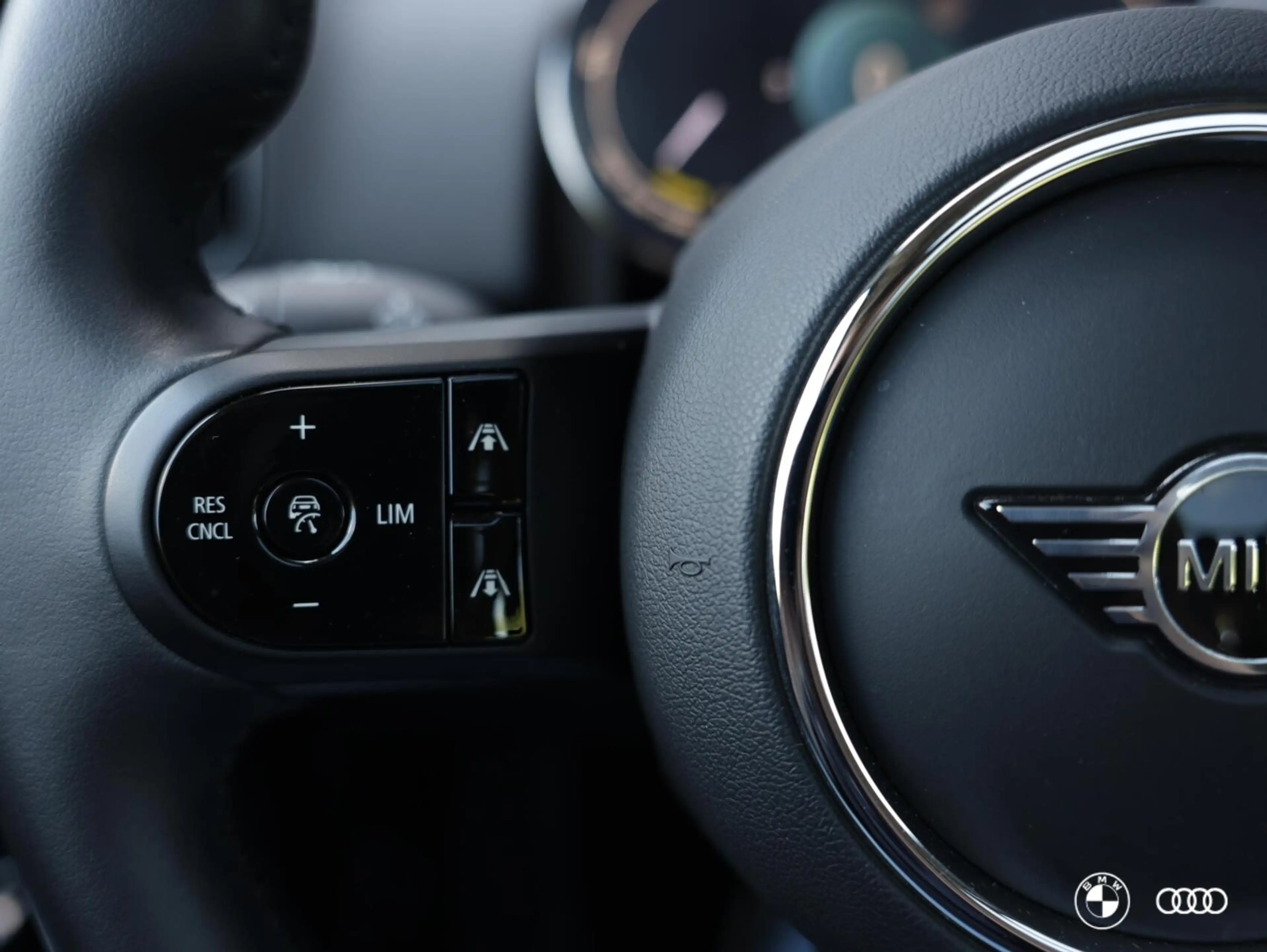 MINI Cooper SE Countryman 1.5 ALL4 / ALL OPTIONS — photo 10