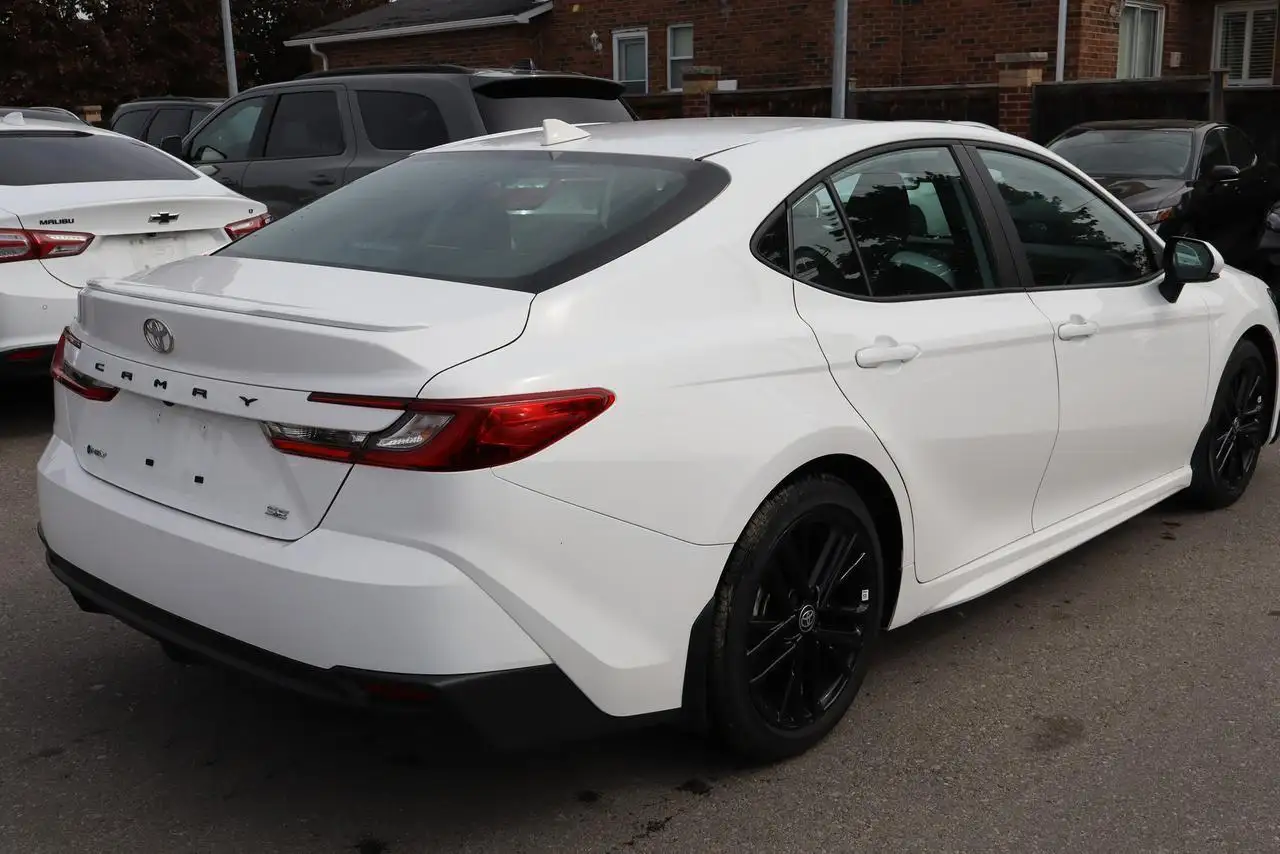 Toyota Camry снимка Toyota Camry