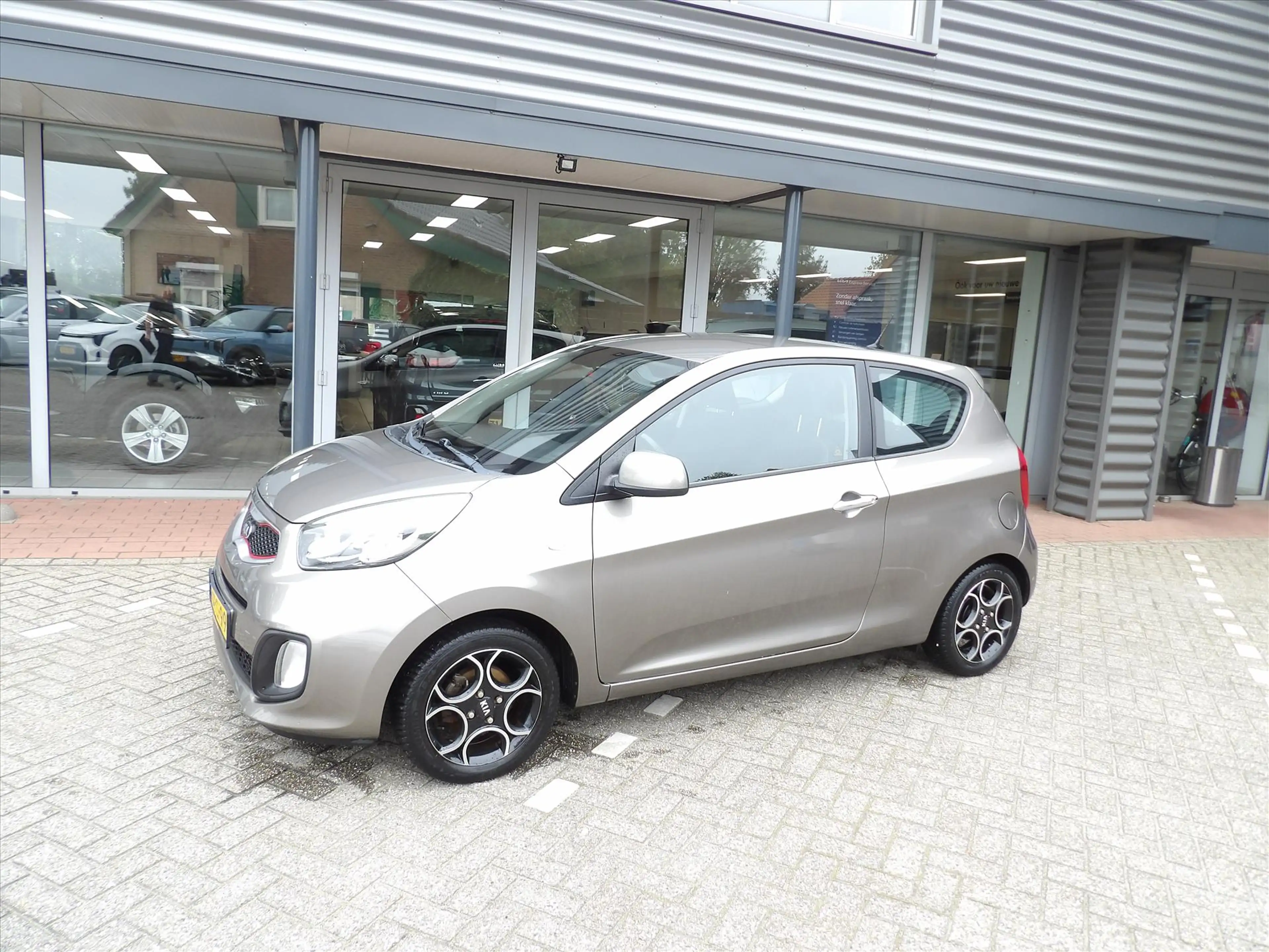 Kia Picanto 1.0i BusinessLine Airco Org. Ned. — photo 2