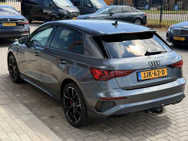 Audi A3 view 16