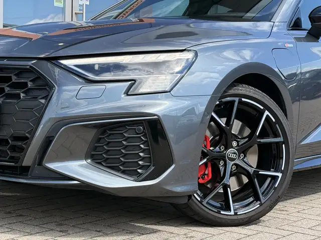 Audi A3 view 5