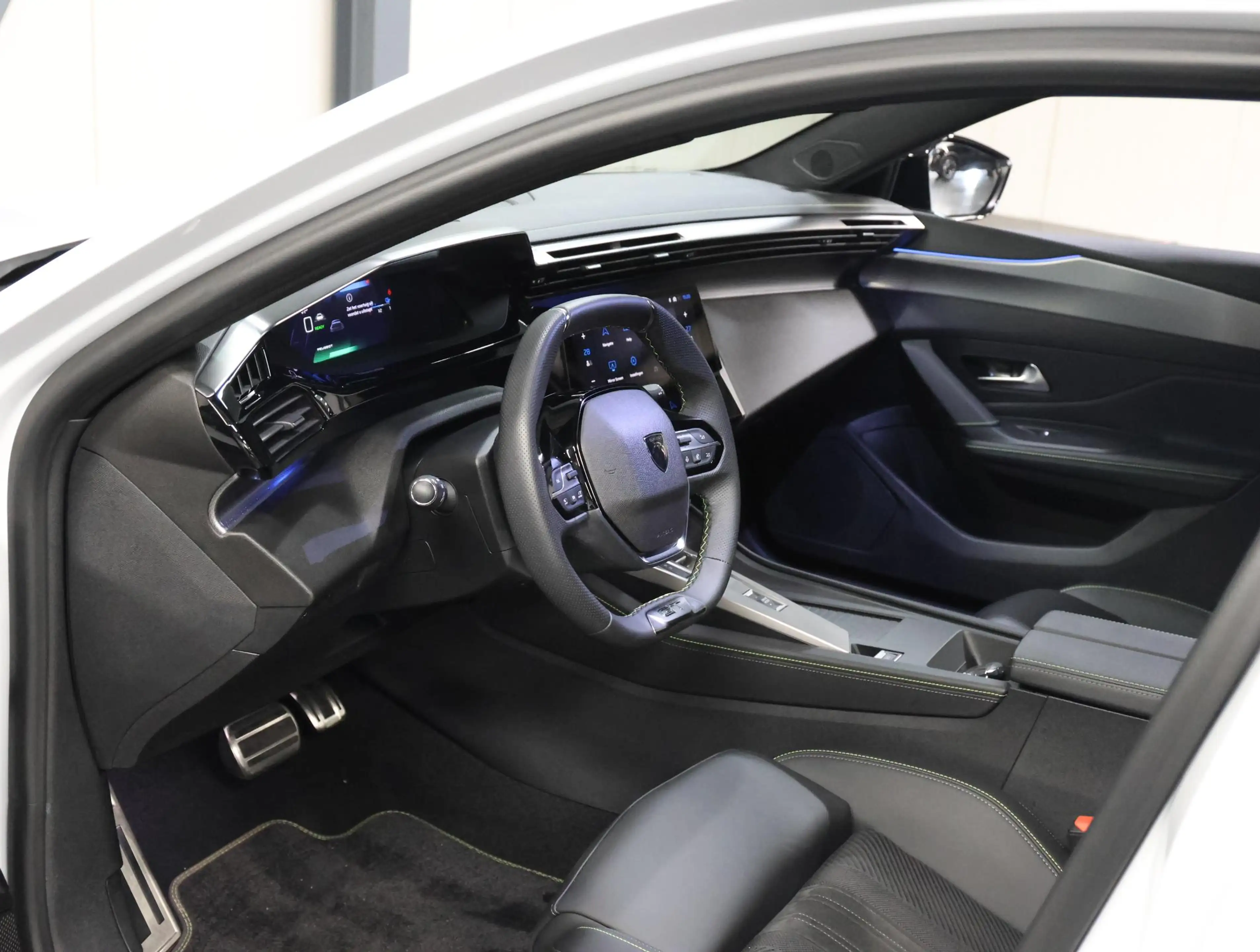 Peugeot 408 e-408 GT Avantage 58 kWh 210PK | 1ste eigenaar | A — photo 12