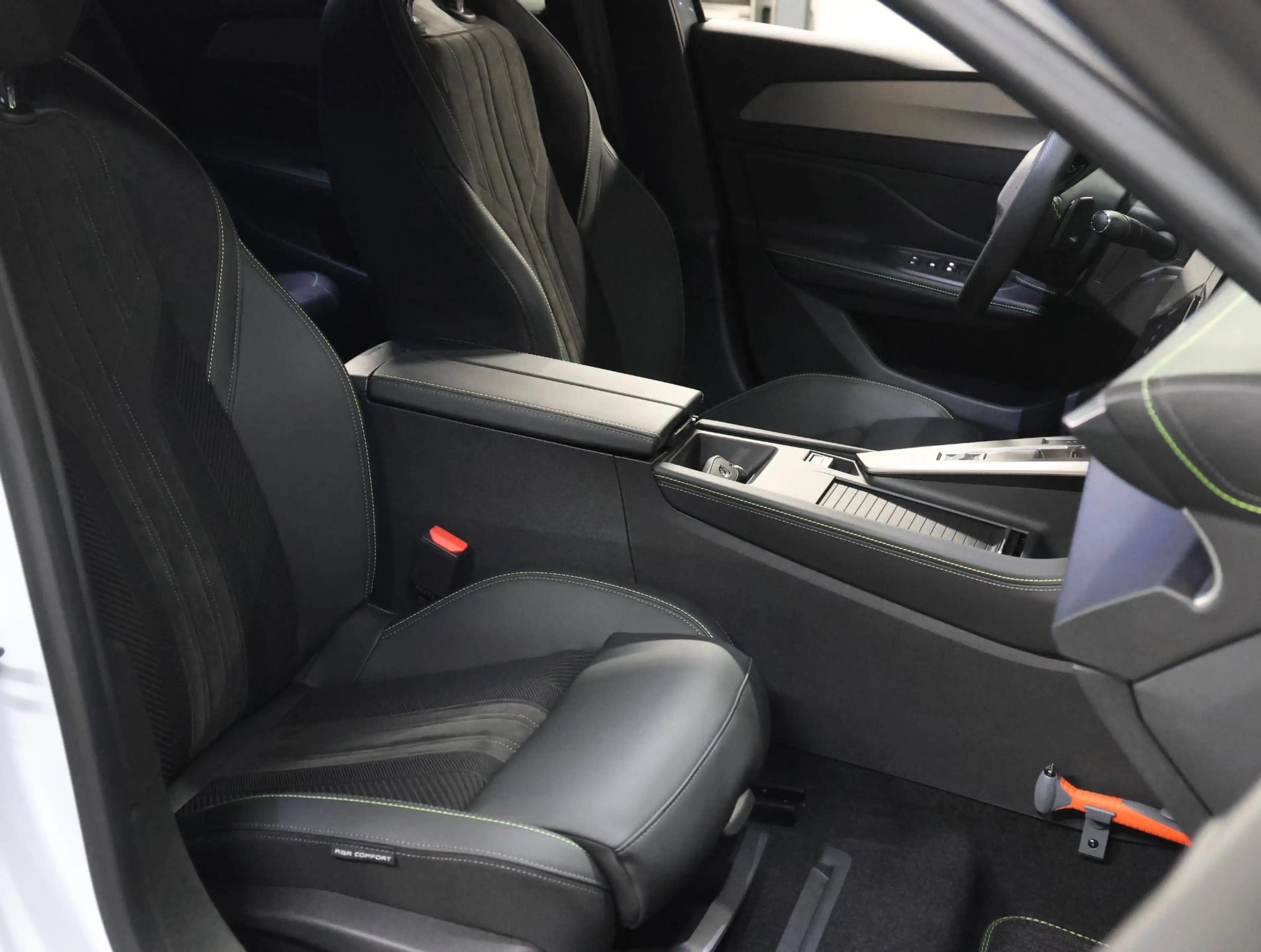 Peugeot 408 e-408 GT Avantage 58 kWh 210PK | 1ste eigenaar | A — photo 11