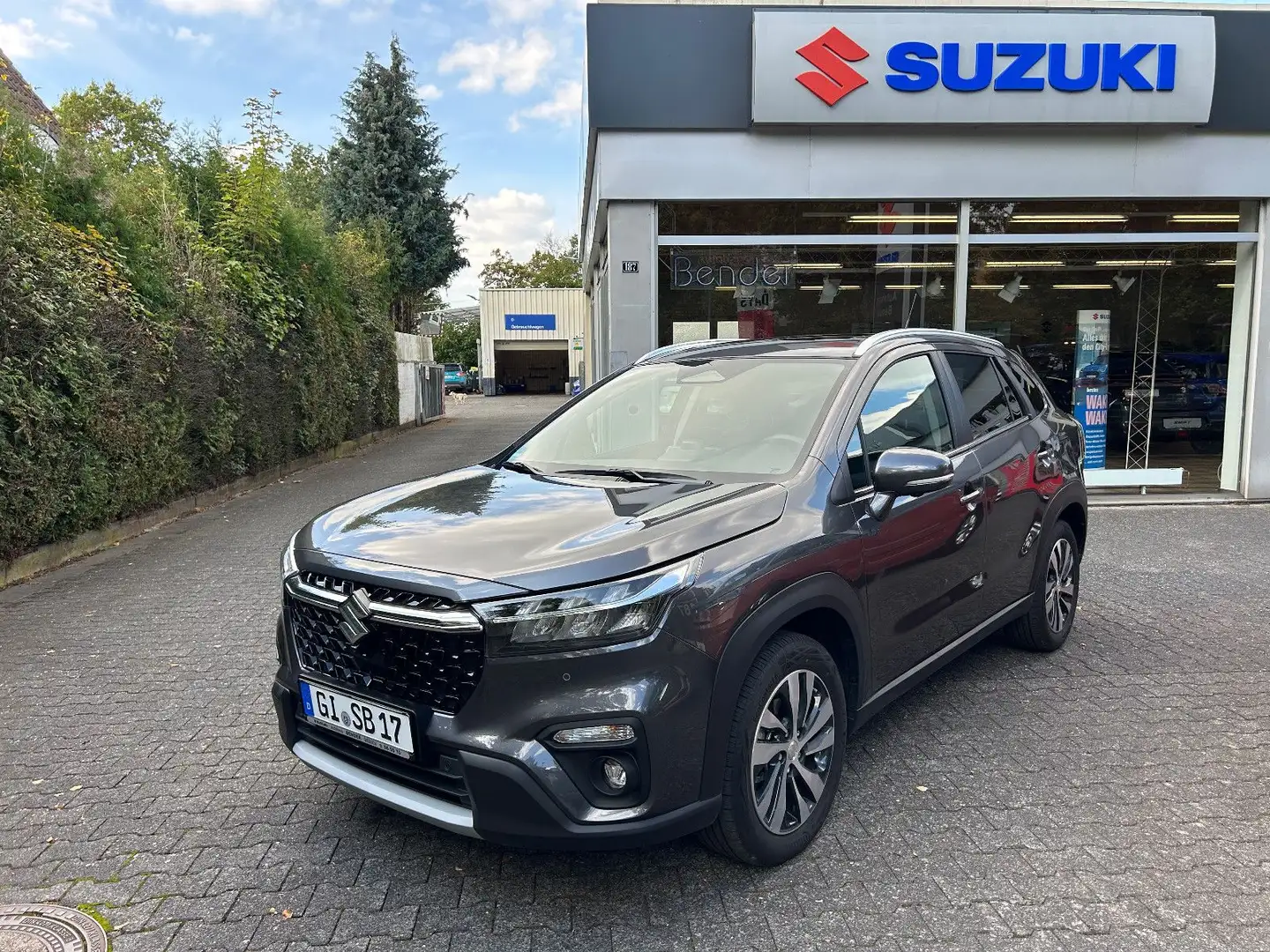 Suzuki (SX4) S-Cross Comfort+AllGrip PANO ABN. AHK 360° Gris - 1