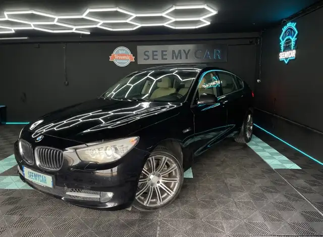 BMW 530 SÉRIE 5 GT 3.0D L6  TOIT PANO CUIR- HISTORIQUE ENTRETIEN OK