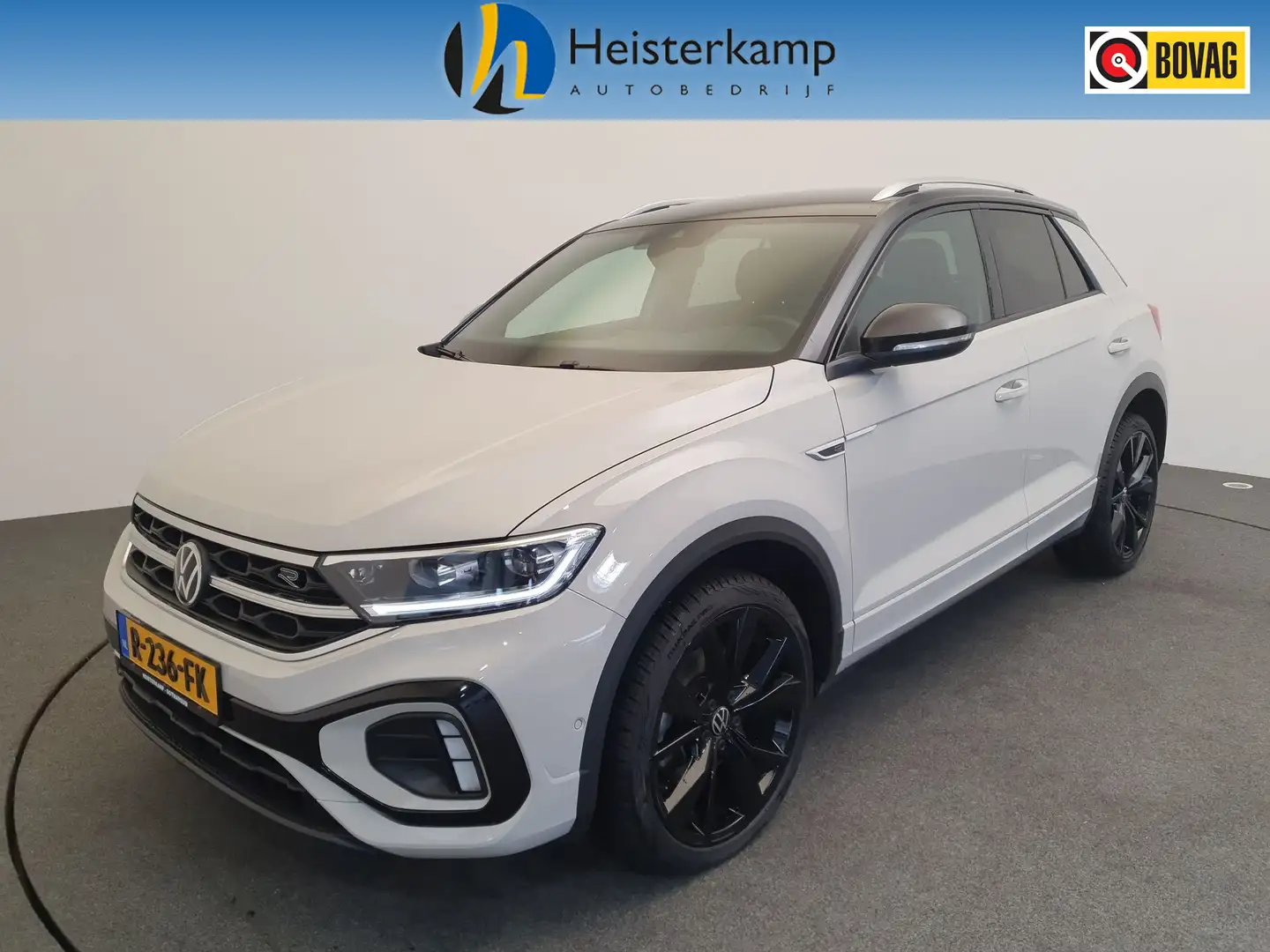 Volkswagen T-Roc 1.5 TSI R-Line 150PK DSG Camera, Dodehoek detectie Grau - 1