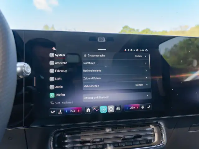 Mercedes-Benz Cla view 15