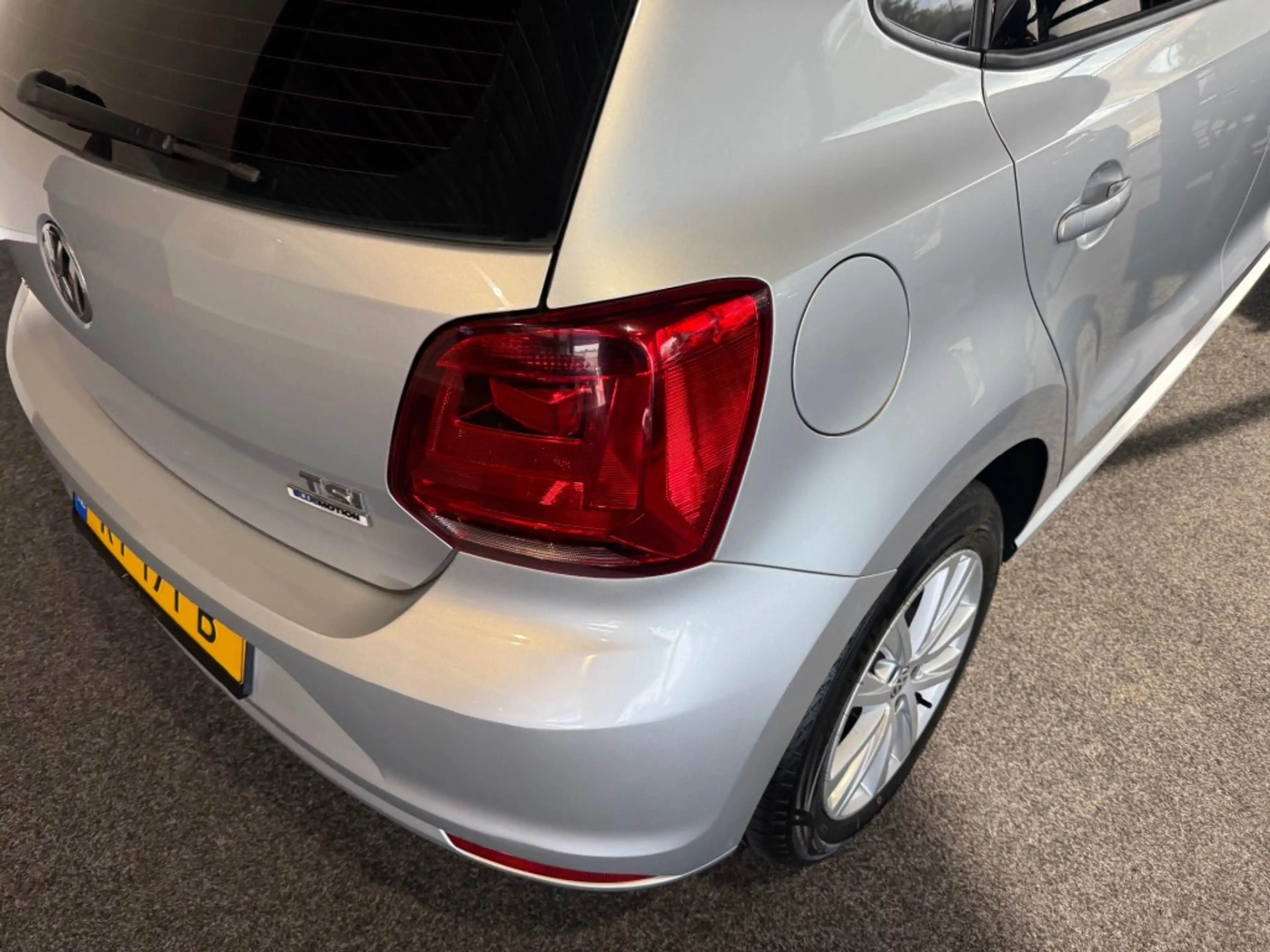 Volkswagen Polo 1.2 TSI HIGHLINE l AIRCO l 5DRS l ELEK RAMEN l CRU — photo 41