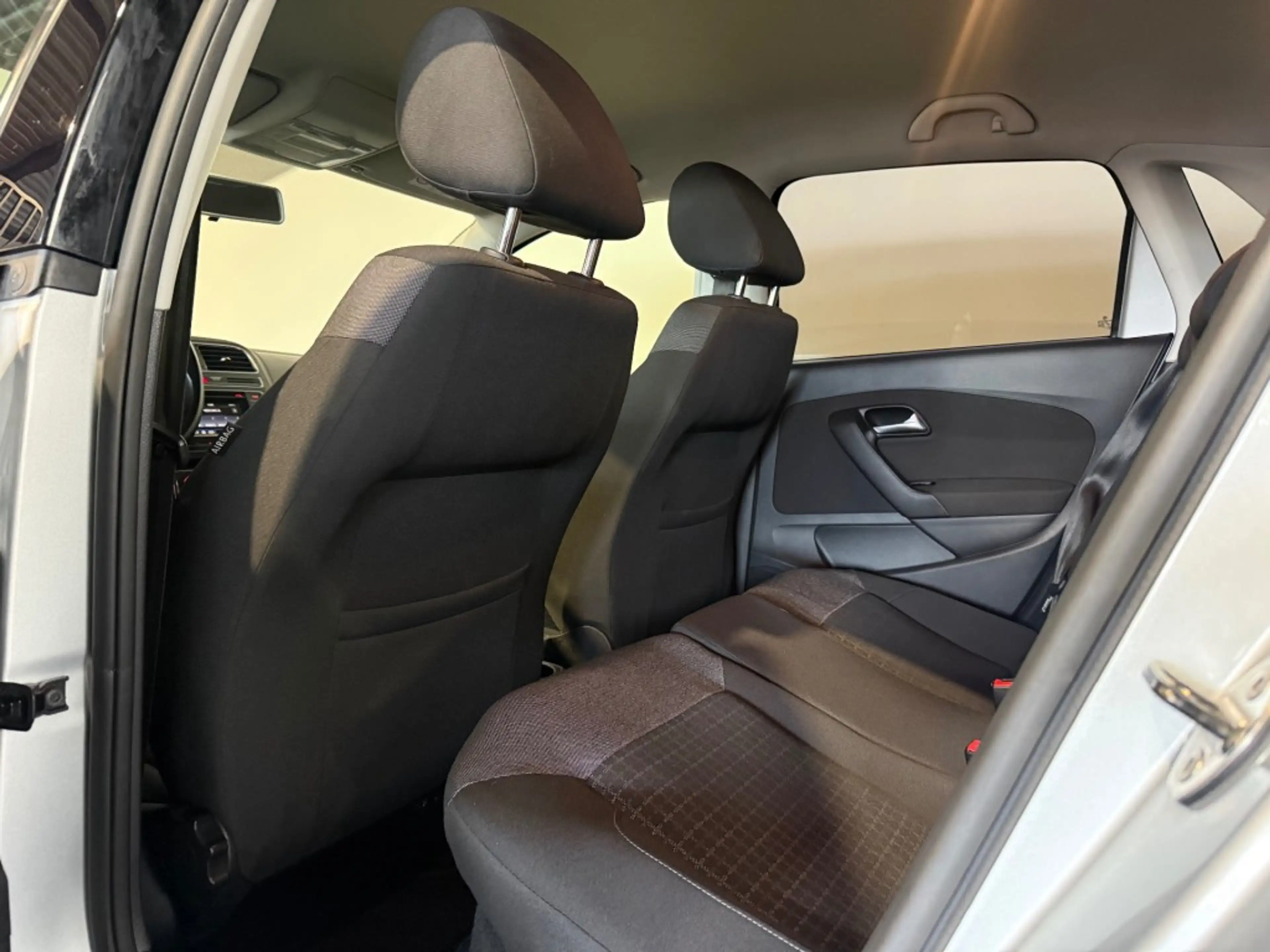 Volkswagen Polo 1.2 TSI HIGHLINE l AIRCO l 5DRS l ELEK RAMEN l CRU — photo 33