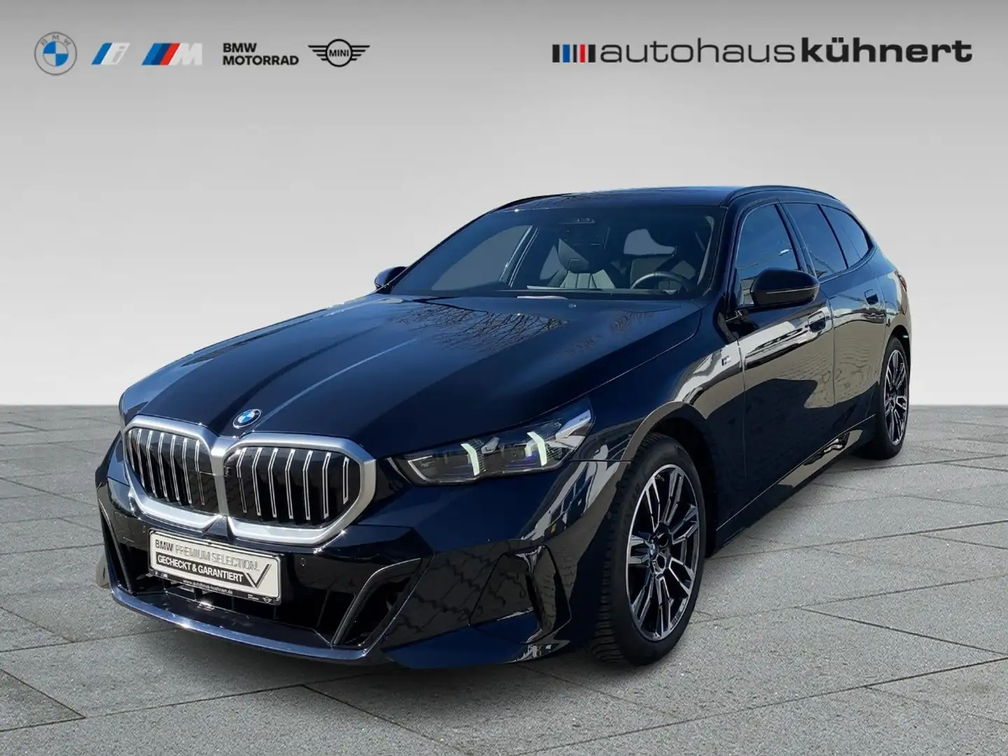 BMW 520 d Touring ///M-Sport StHzg AHK ACC Sitzklima Schwarz - 1