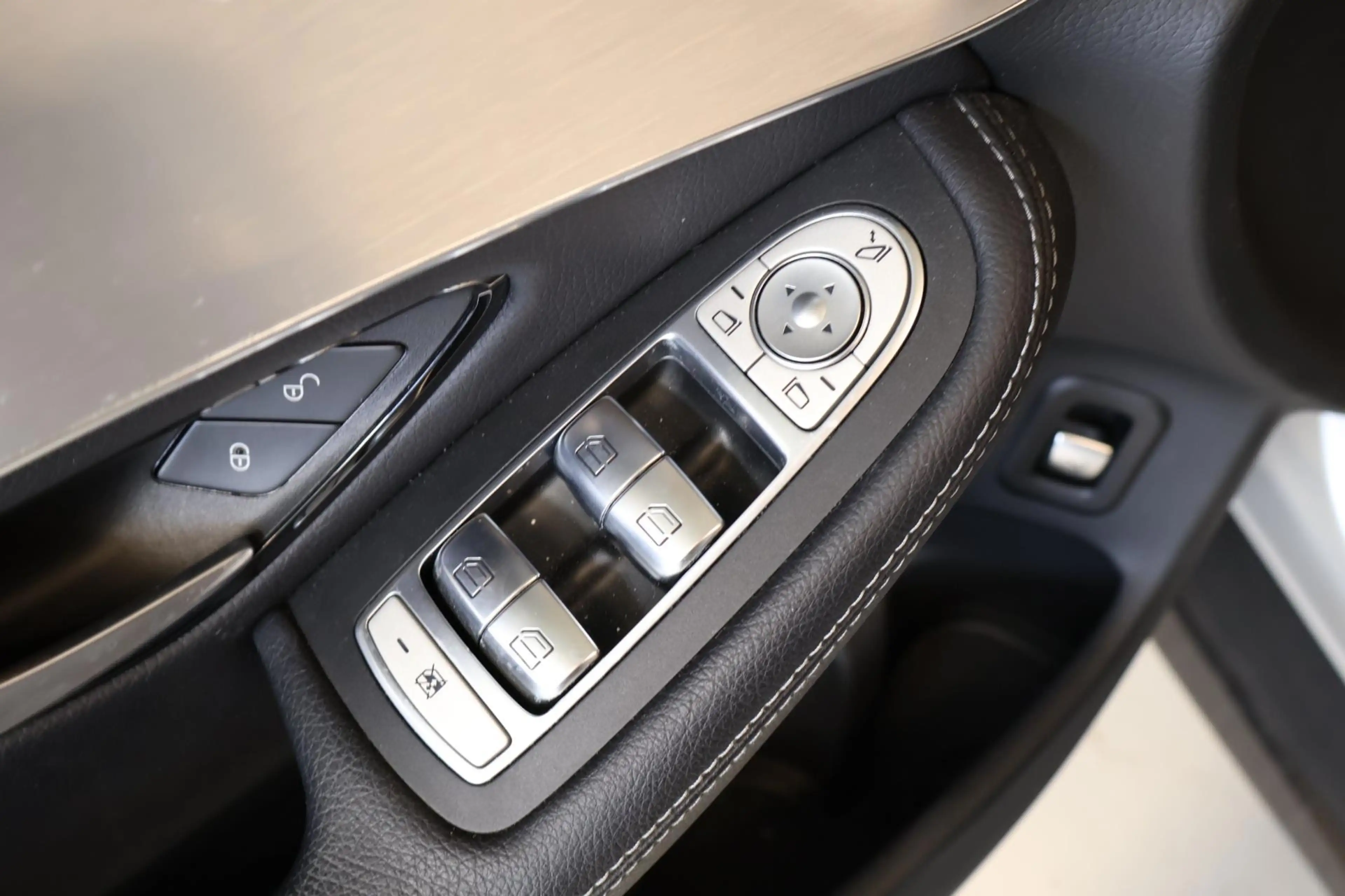 Mercedes-Benz GLC 250 4MATIC Sport Edition NL Auto, Cruise controle, AMG — photo 15