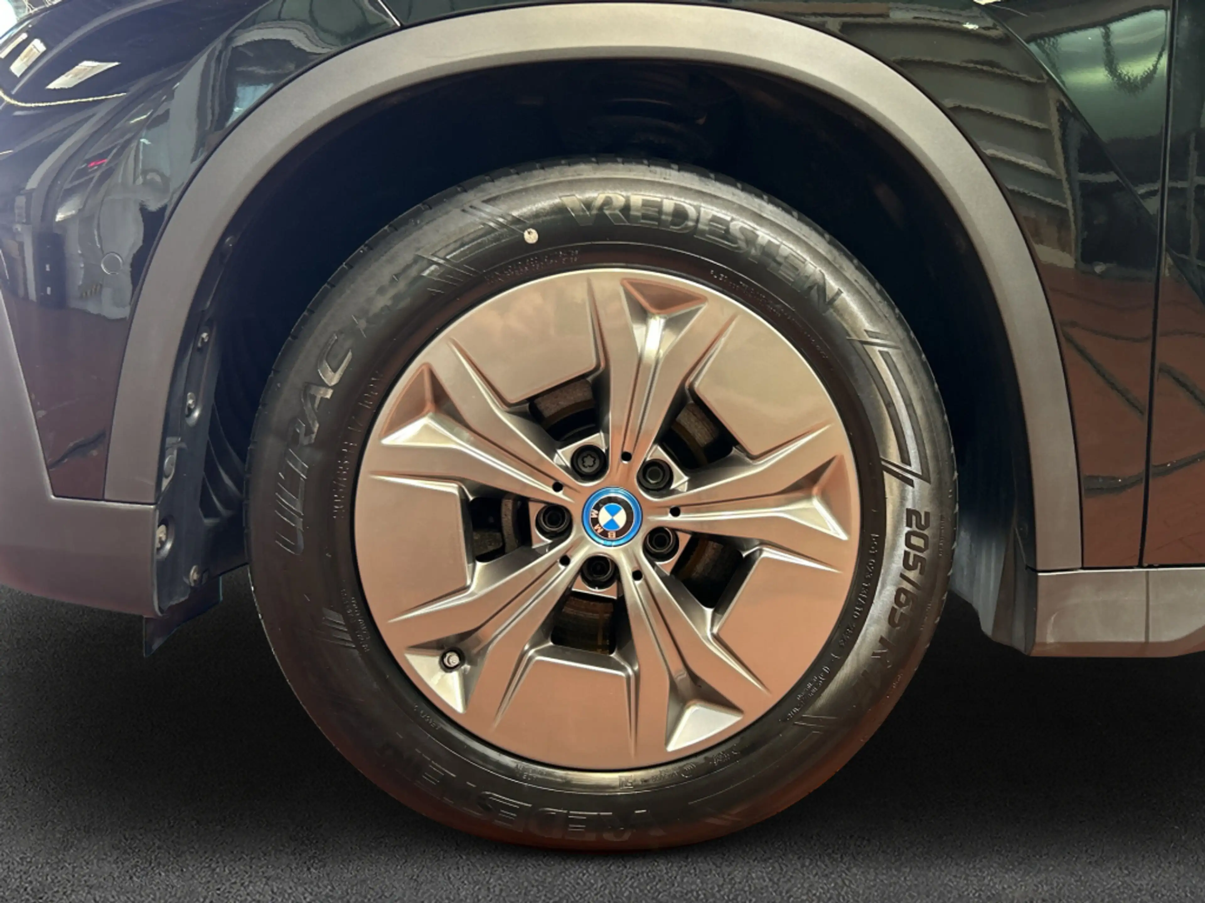 BMW iX1 xDrive30, AHK, LED, SHZ — photo 9