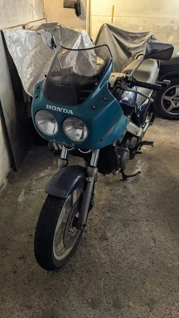 Honda NTV 650 Albastru - 2