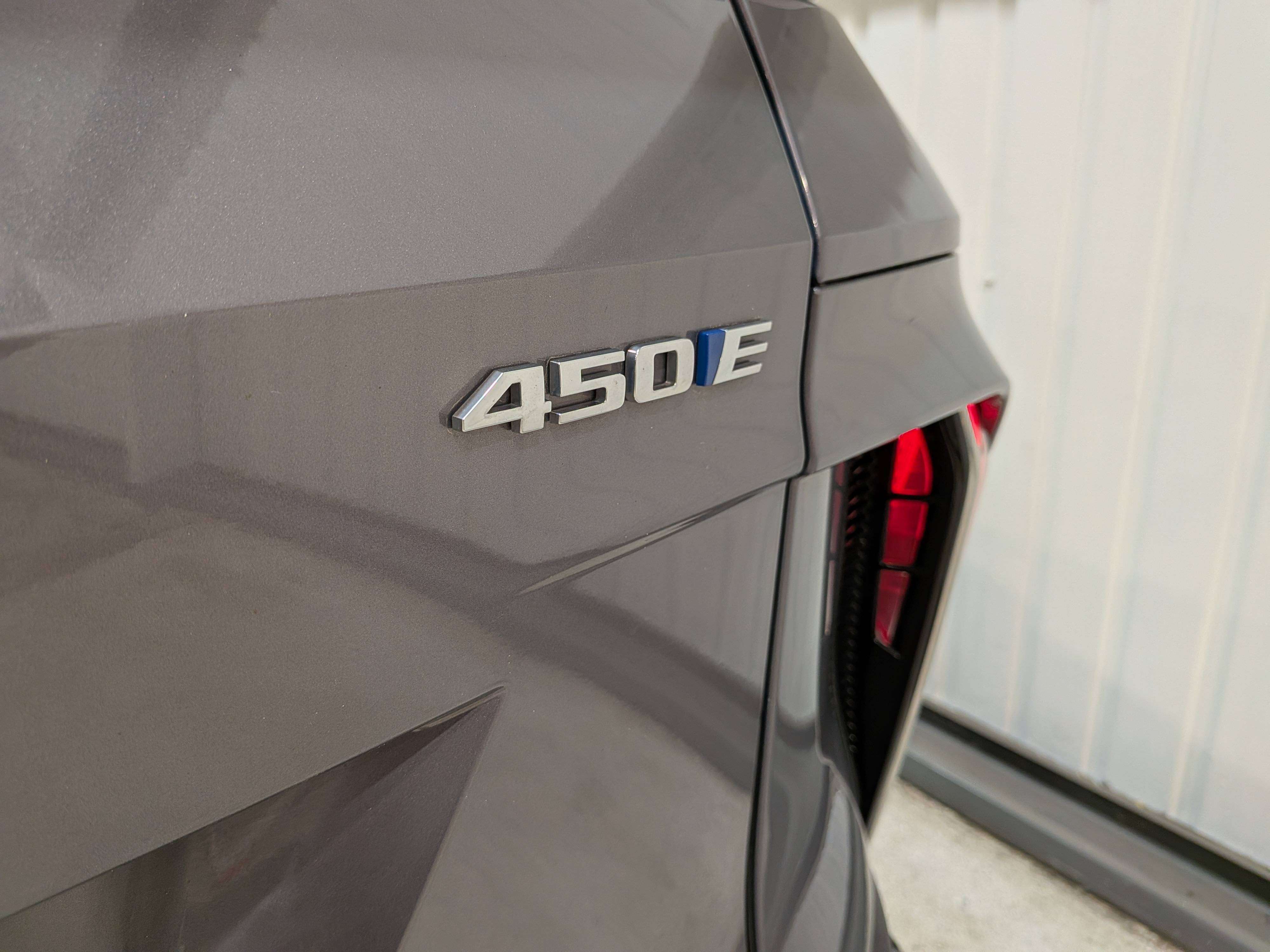 Cadillac LYRIQ 2024