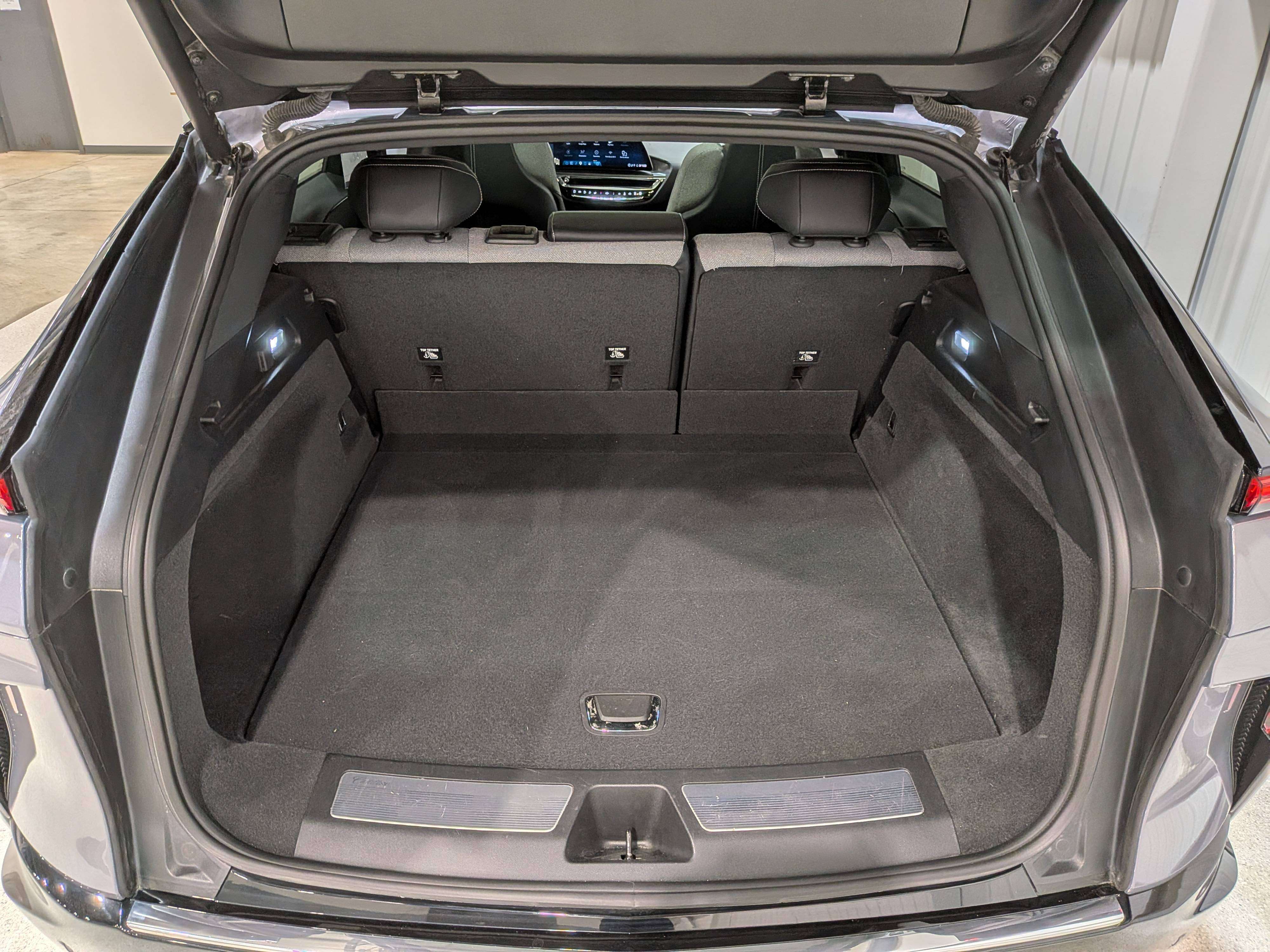 Cadillac LYRIQ 2024