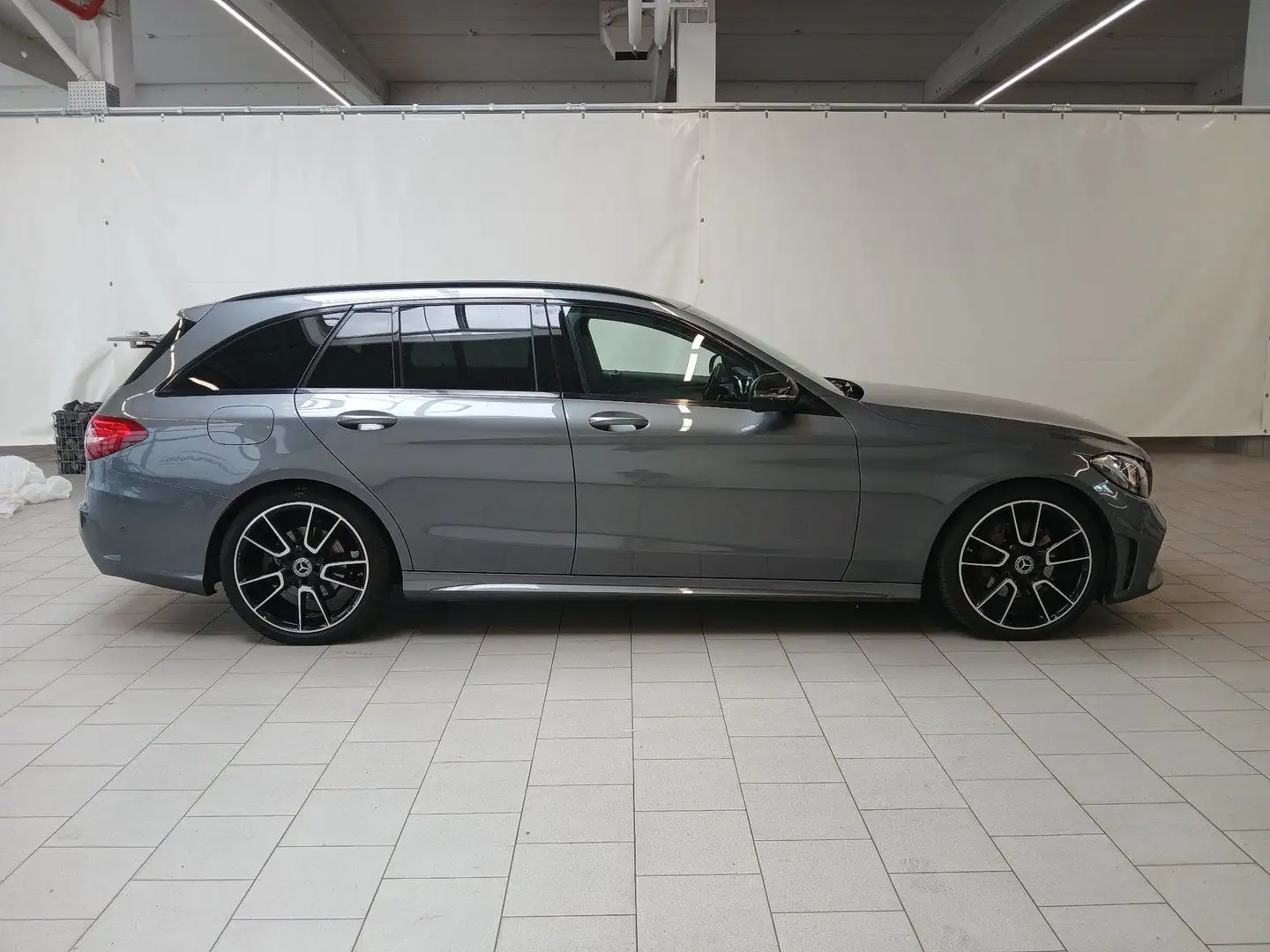 Mercedes-Benz C 220 T AMG Line/NIGHT PAKET/NAVI/LEDER/HUD/1.HD Gris - 1