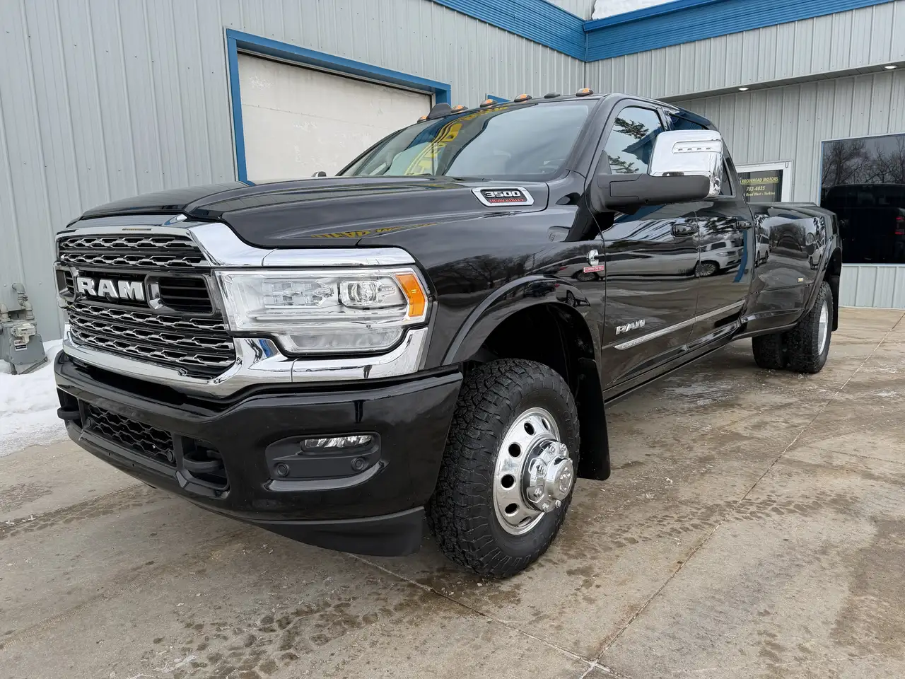 RAM 3500 снимка RAM 3500