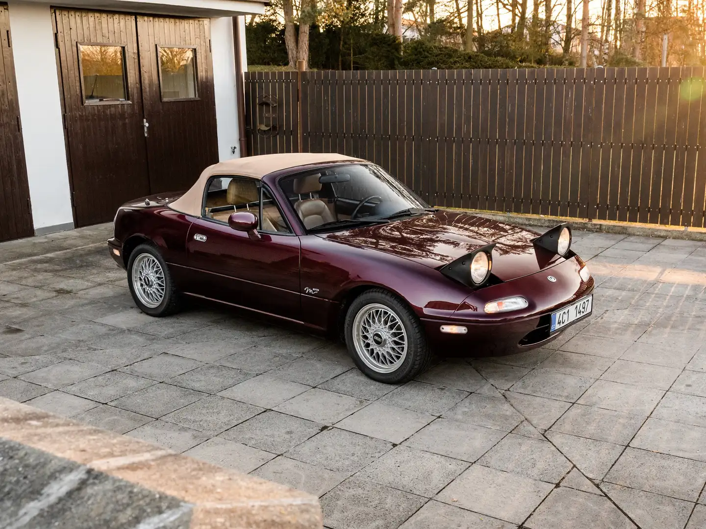 Mazda MX-5 M-Edition 1995 Rot - 1