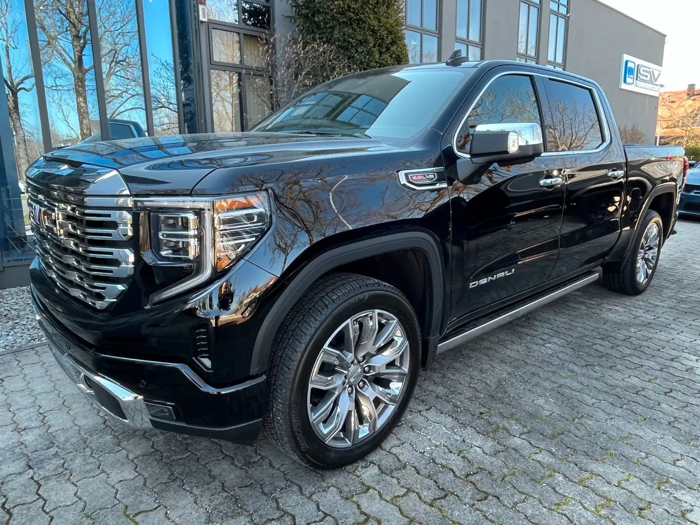 GMC Sierra 1500 Denali 6.2 LPG*HeadUp*360°*Bose Černá - 2