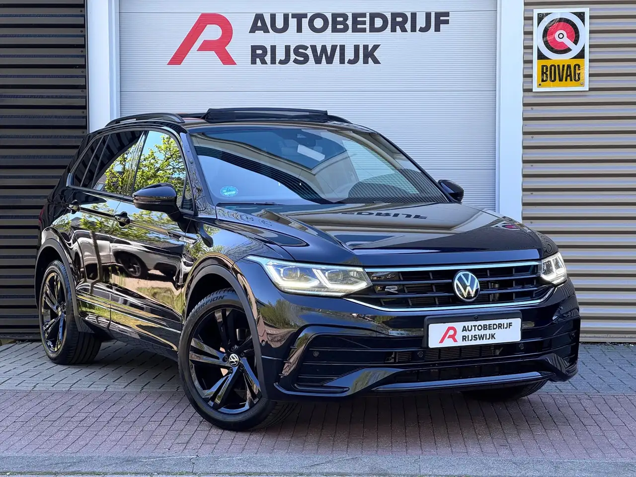 Volkswagen Tiguan 1.5 TSI R-Line Pano/Trekhaak/360/Sfeer 6