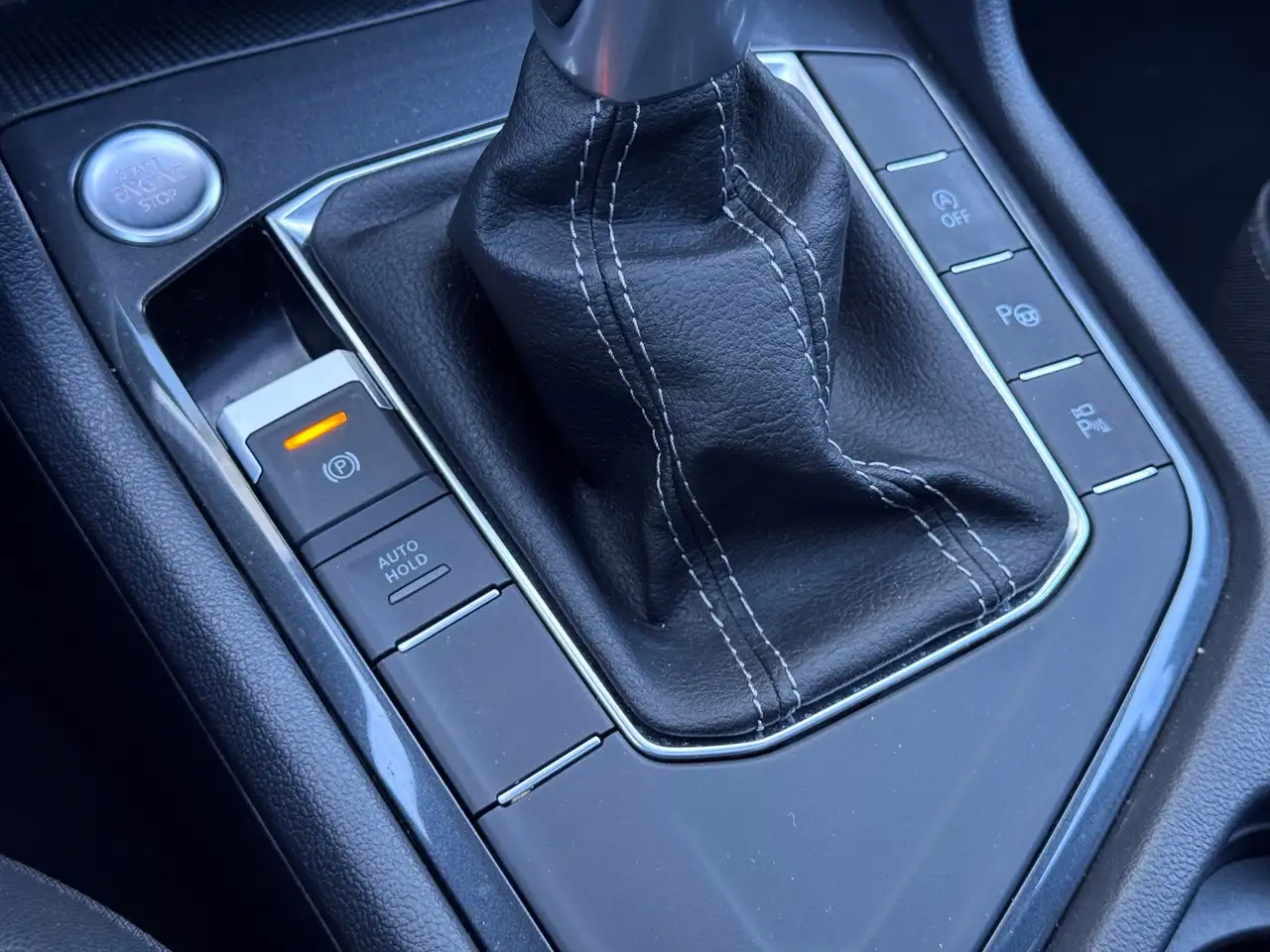 Volkswagen Tiguan 1.5 TSI R-Line Pano/Trekhaak/360/Sfeer 16