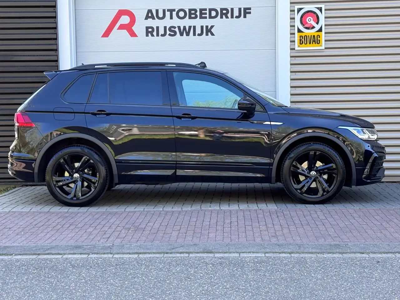 Volkswagen Tiguan 1.5 TSI R-Line Pano/Trekhaak/360/Sfeer 5