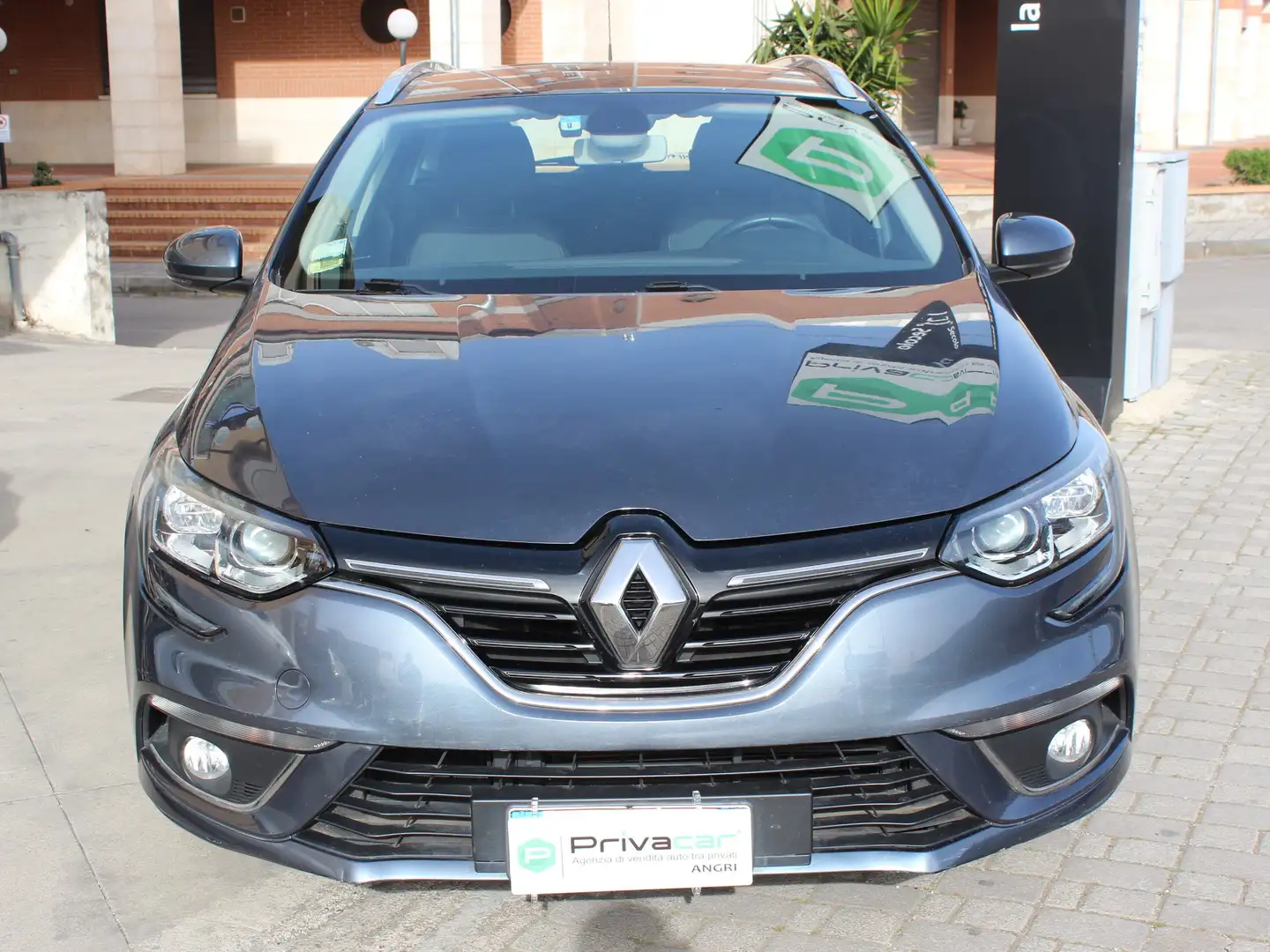 Renault Megane Sporter 1.5 dci energy Business ecoleader 110cv Gri - 2