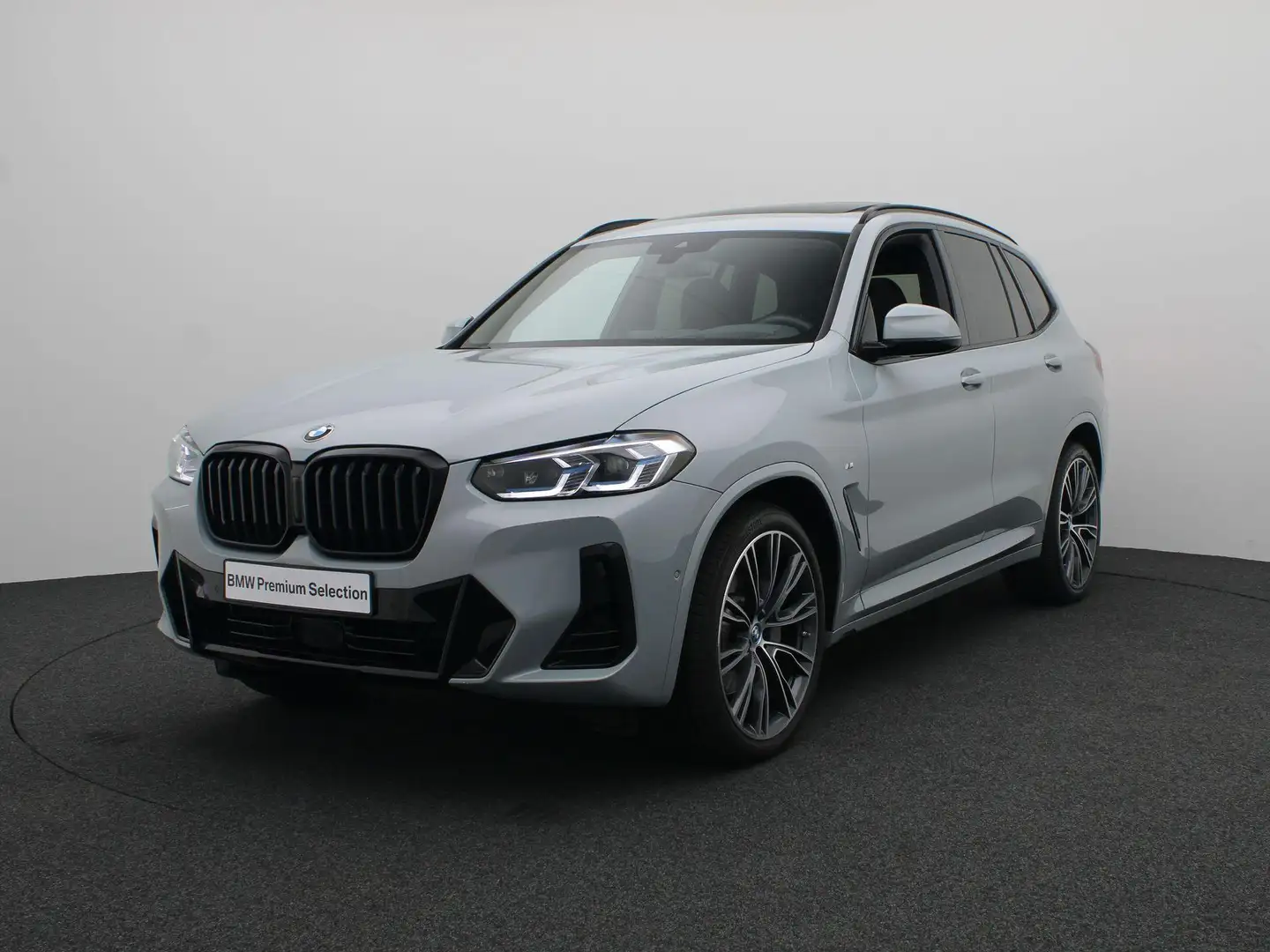 BMW X3 xDrive30i High Executive | M Sportpakket | Trekhaa Grijs - 1