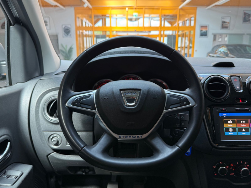 Dacia Lodgy Stepway|5-Sitzer|PDC|Kamera|Klima|Navi|Iso — photo 13