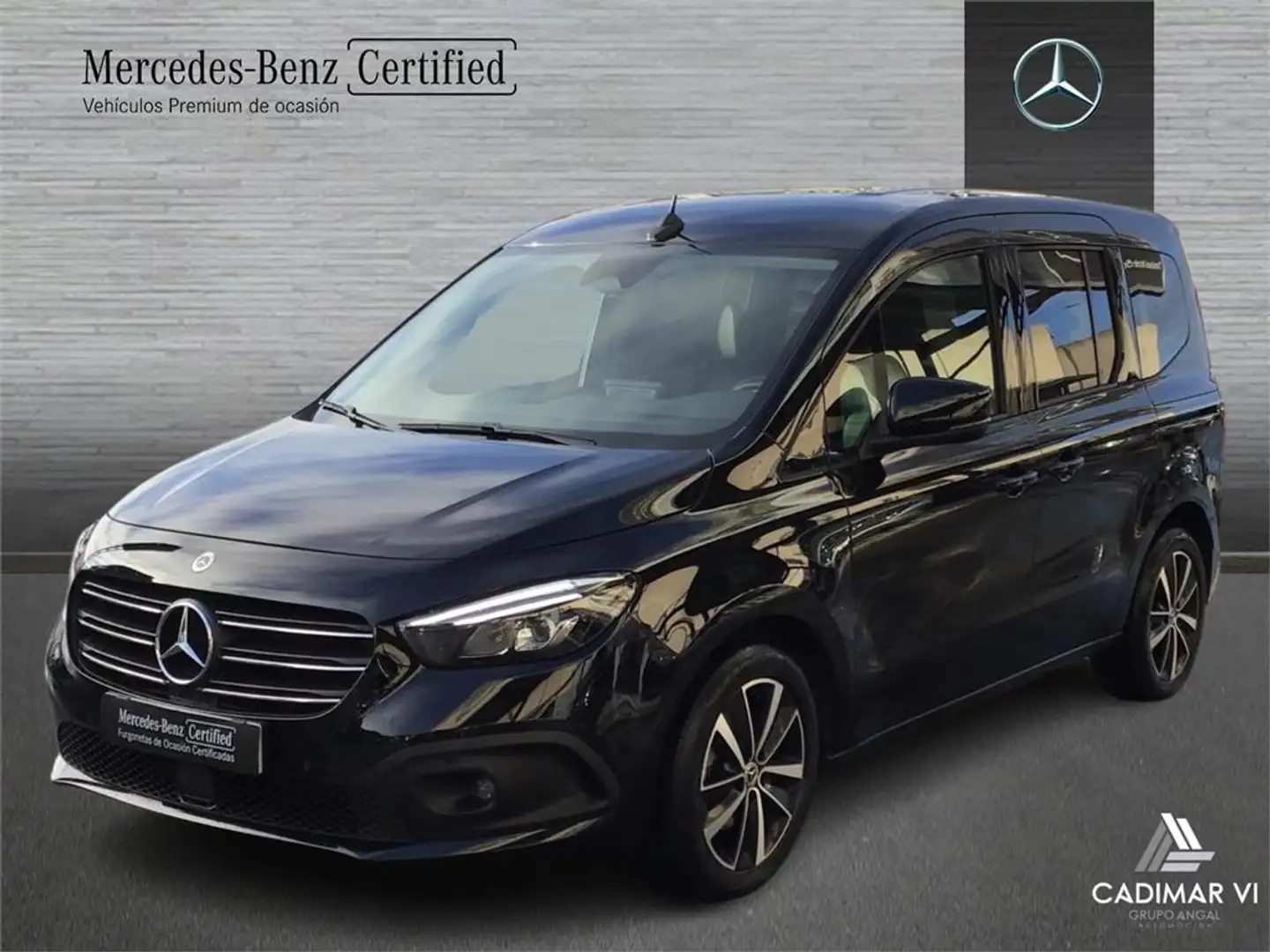 Mercedes-Benz 180 d - 1