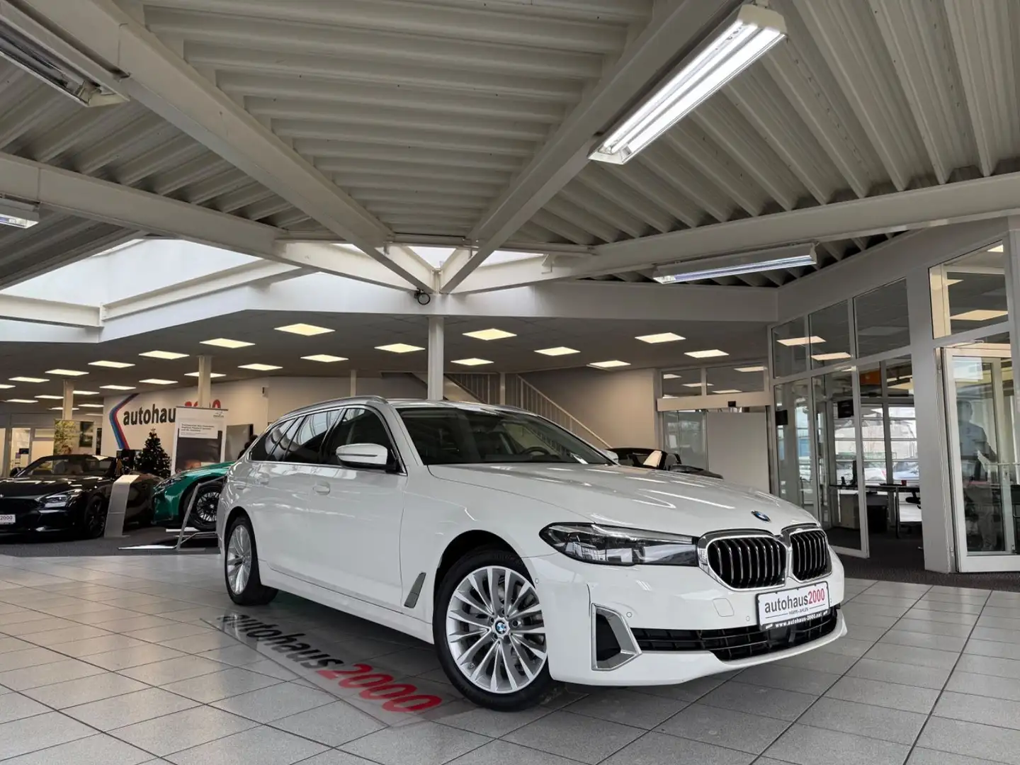 BMW 520 d xDrive Luxury Line AUT./LED/CAM/H&K/MASSAGE Blanc - 1