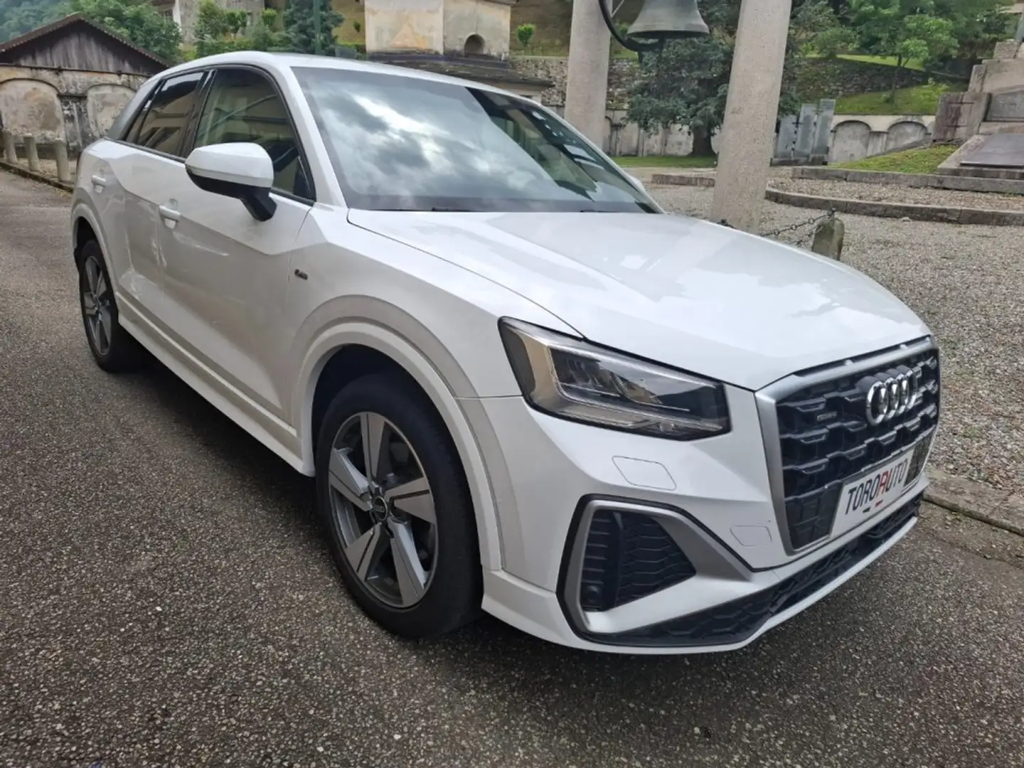 Audi Q2 35 TDI quattro S tronic S line Edition Bianco - 1