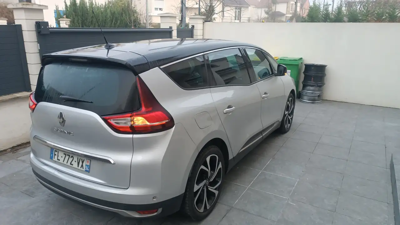 Renault Grand Scenic Blue dCi 120 EDC Intens FULL OTPTIONS